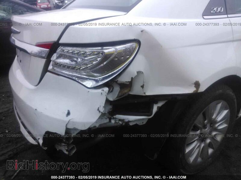 2012 Chrysler 200 (VIN 1C3CCBABXCN104829) — фото 6 из 10