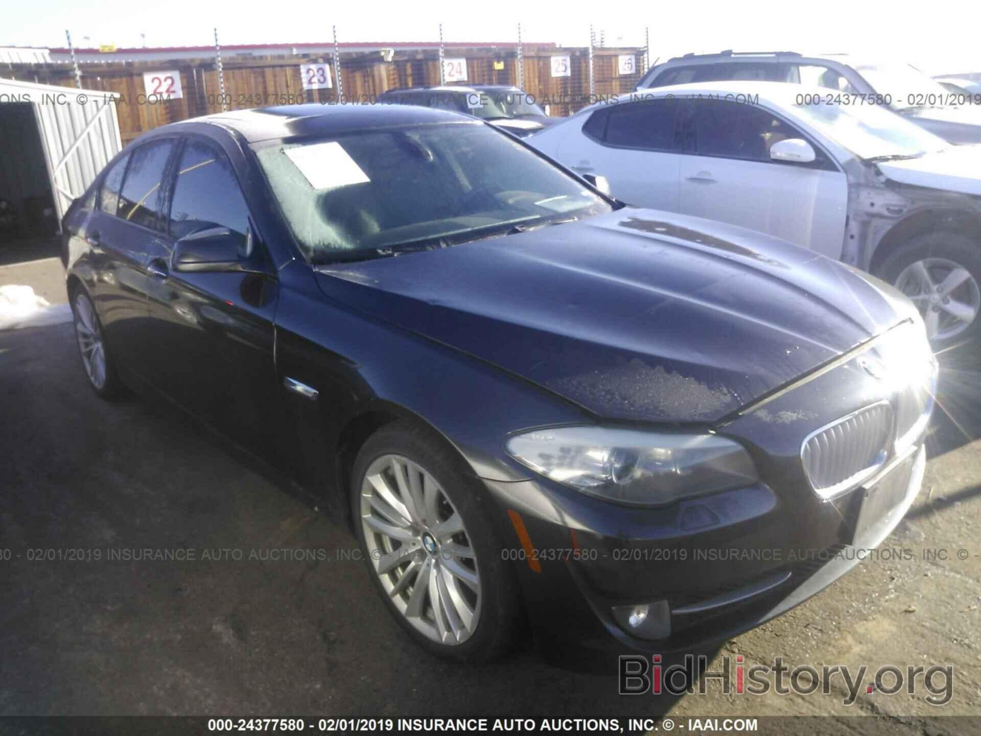 Photo WBAFU9C55BC786046 - BMW 550 2011