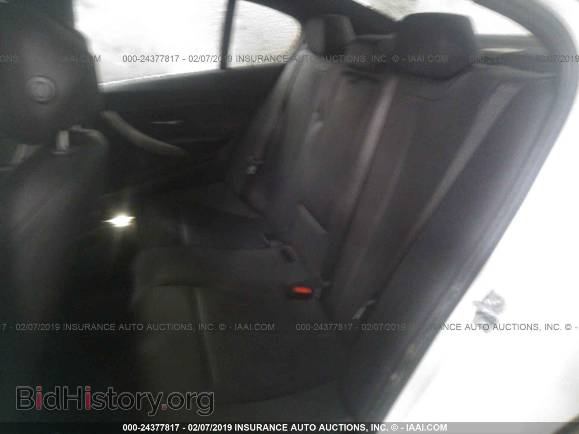 2015 BMW 320 - VIN: WBA3C3C54FK202086 - Фото 8