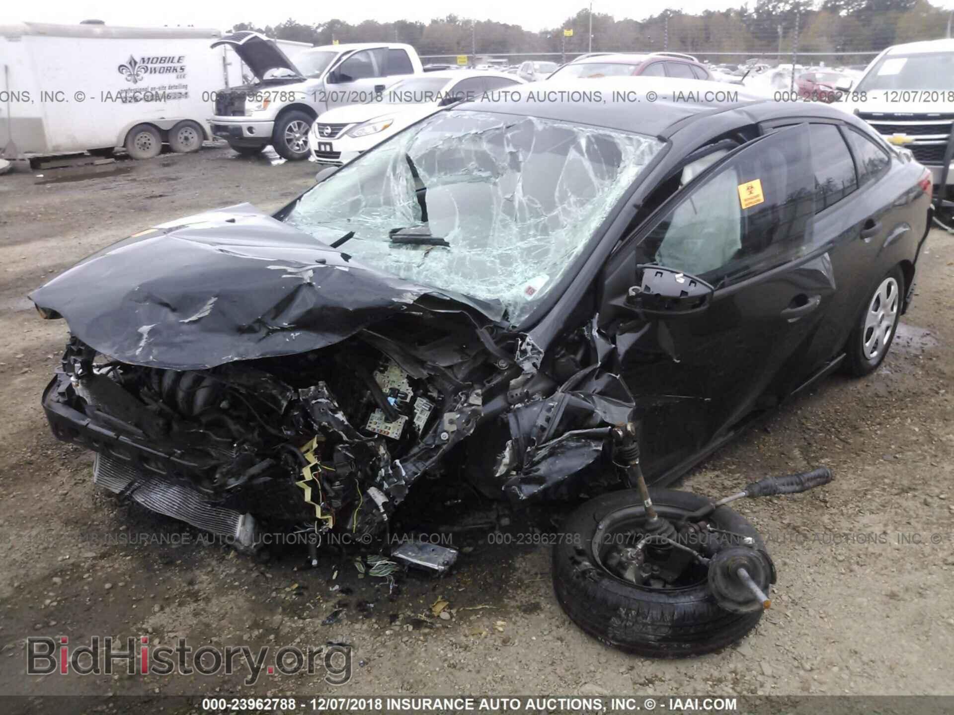 2013 FORD FOCUS - VIN: 1FADP3E20DL174864 - Фото 2