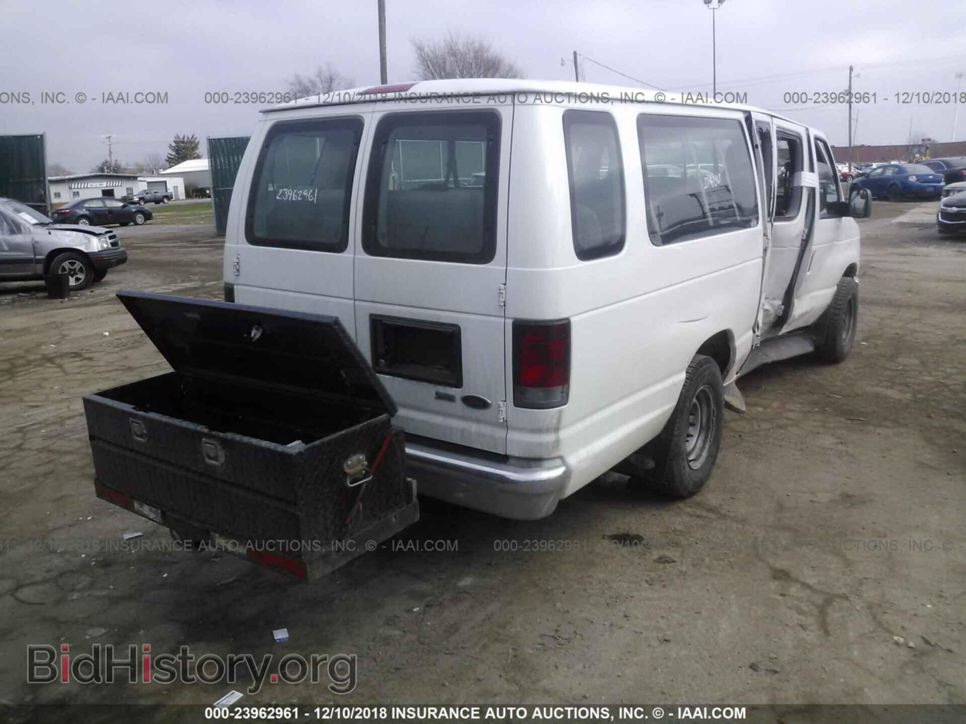 2013 FORD ECONOLINE - VIN: 1FBSS3BL6DDA18579 - Фото 4