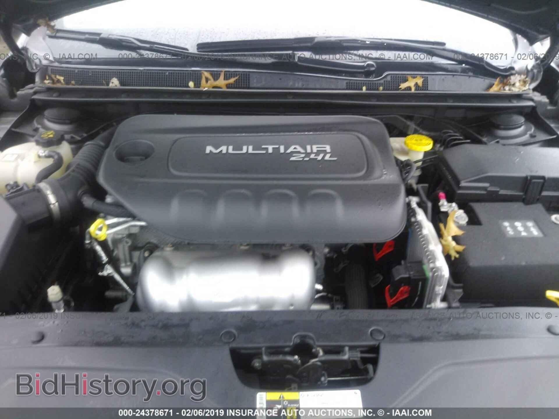 2016 CHRYSLER 200 - VIN: 1C3CCCAB1GN141392 - Photo 10