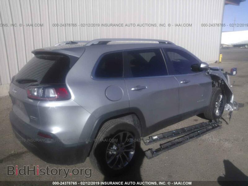 2019 Jeep CHEROKEE (VIN 1C4PJLLB1KD160359) — photo 4 of 10