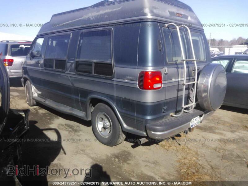 1996 Dodge RAM VAN (VIN 2B6HB21Y6TK152658) — photo 3 of 10