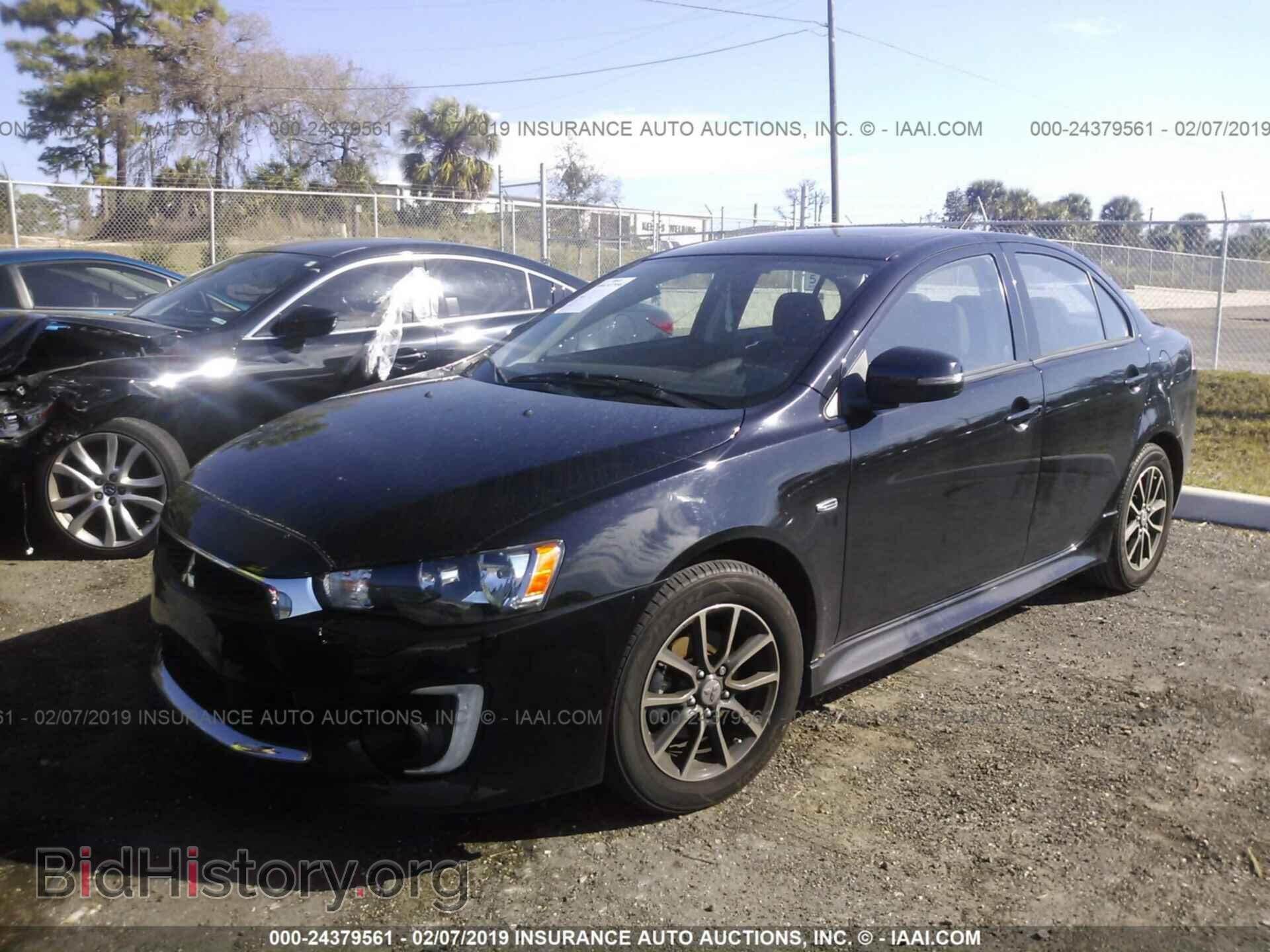 2017 MITSUBISHI LANCER - VIN: JA32U2FU7HU010742 - Фото 2
