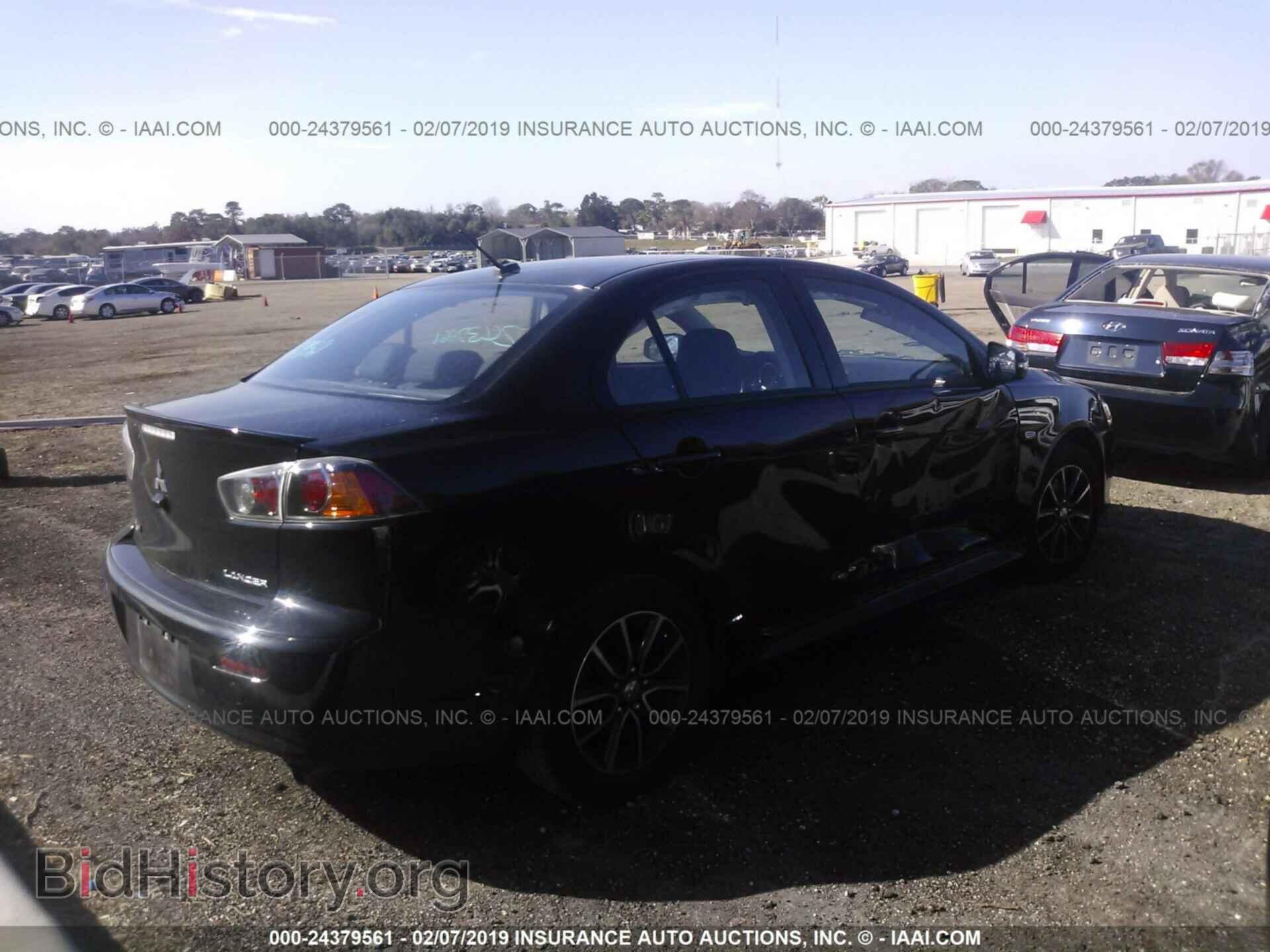 2017 MITSUBISHI LANCER - VIN: JA32U2FU7HU010742 - Фото 4