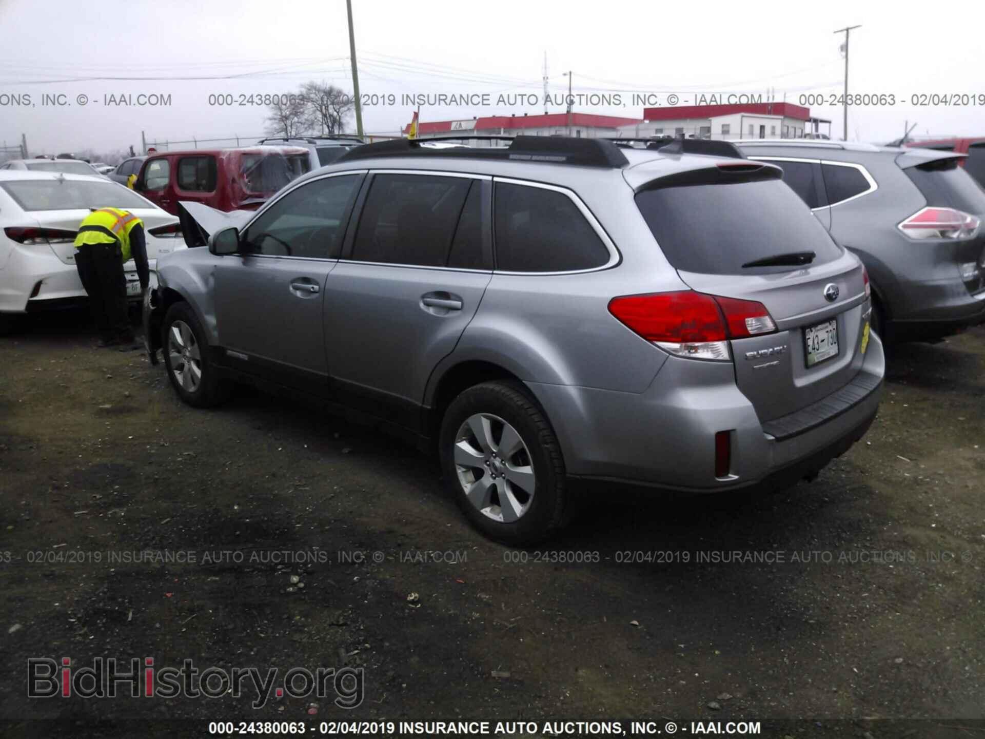 2011 SUBARU OUTBACK - VIN: 4S4BRCJC5B3437059 - Фото 3