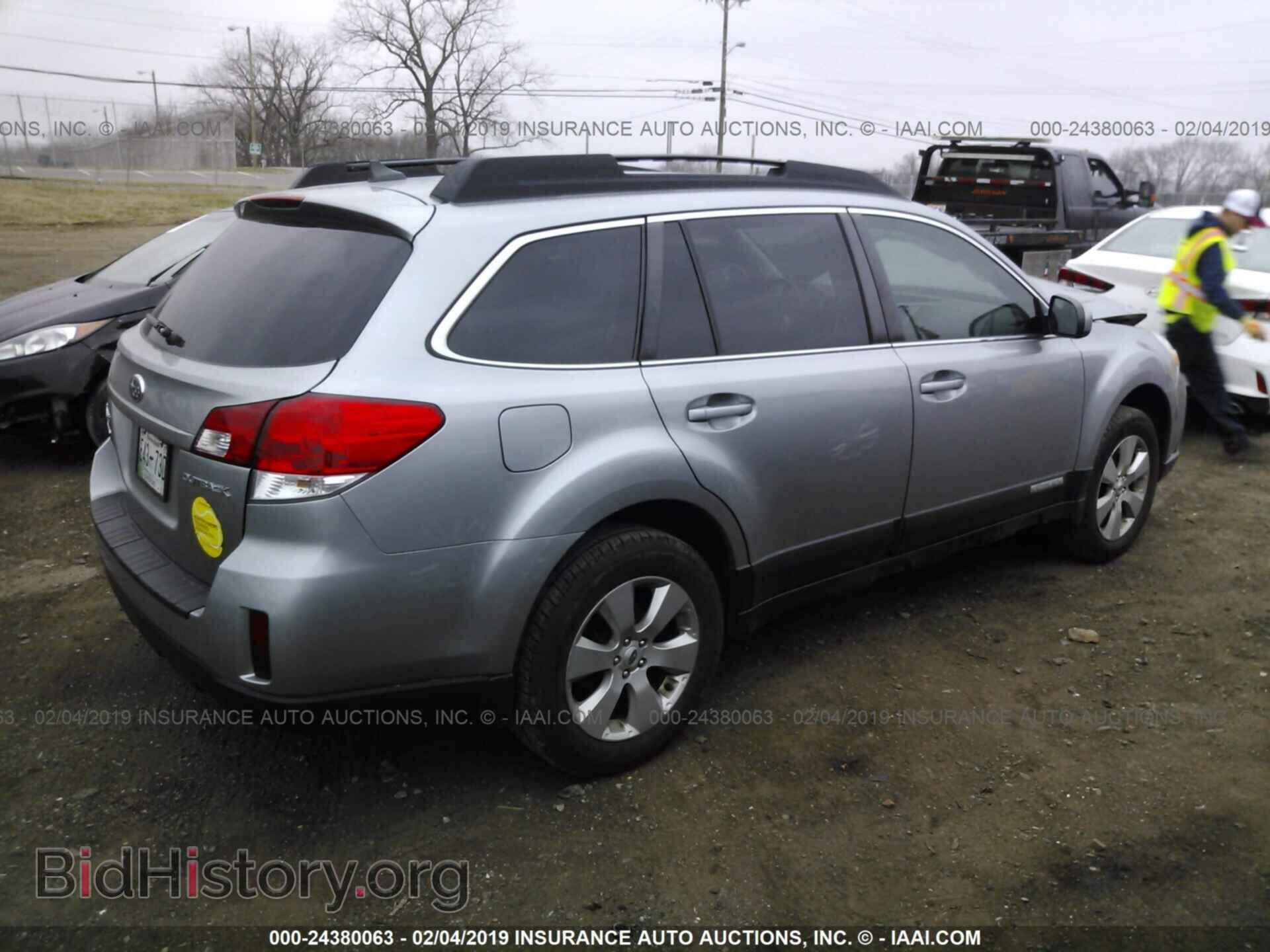 2011 SUBARU OUTBACK - VIN: 4S4BRCJC5B3437059 - Фото 4