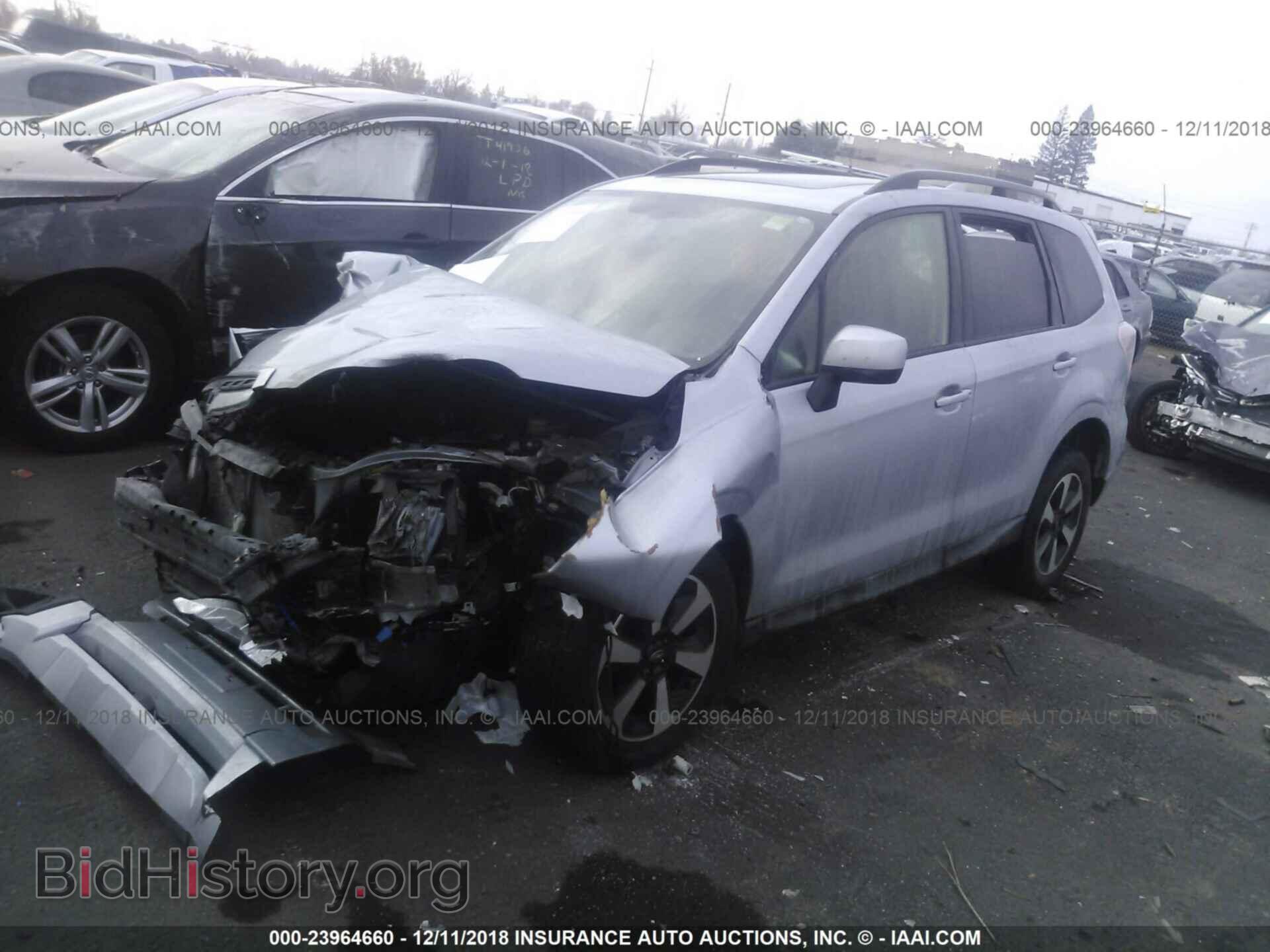 2017 SUBARU FORESTER - VIN: JF2SJAEC3HH449301 - Фото 2