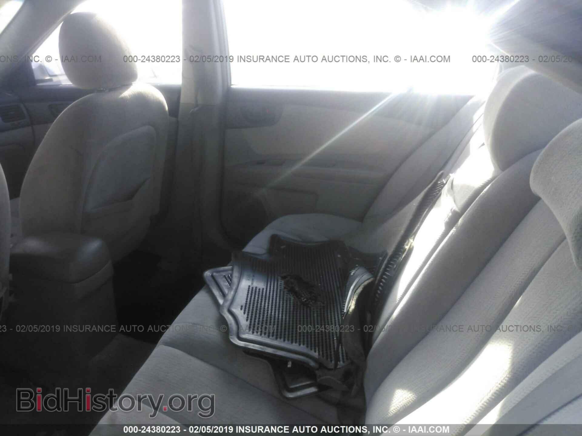 2006 KIA OPTIMA - VIN: KNAGE123165034972 - Фото 8