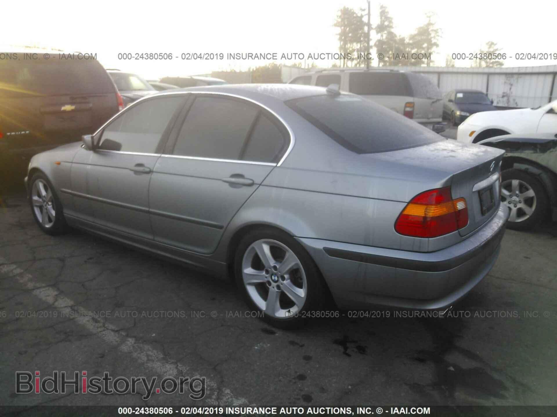 2004 BMW 330 - VIN: WBAEV53424KM32969 - Фото 3