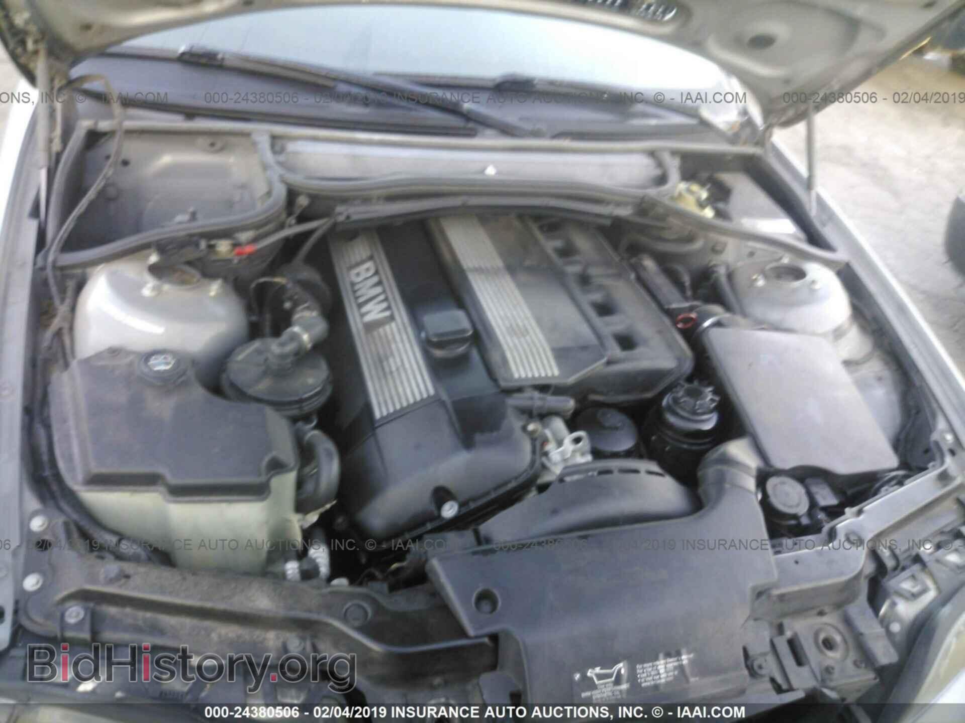 2004 BMW 330 - VIN: WBAEV53424KM32969 - Фото 10