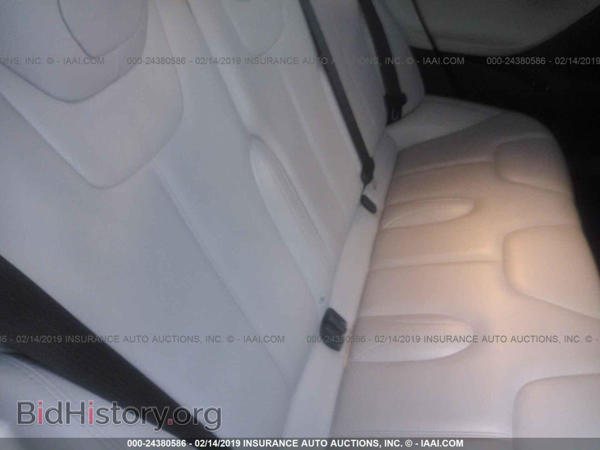 2016 TESLA MODEL S - VIN: 5YJSA1E10GF150859 - Фото 8