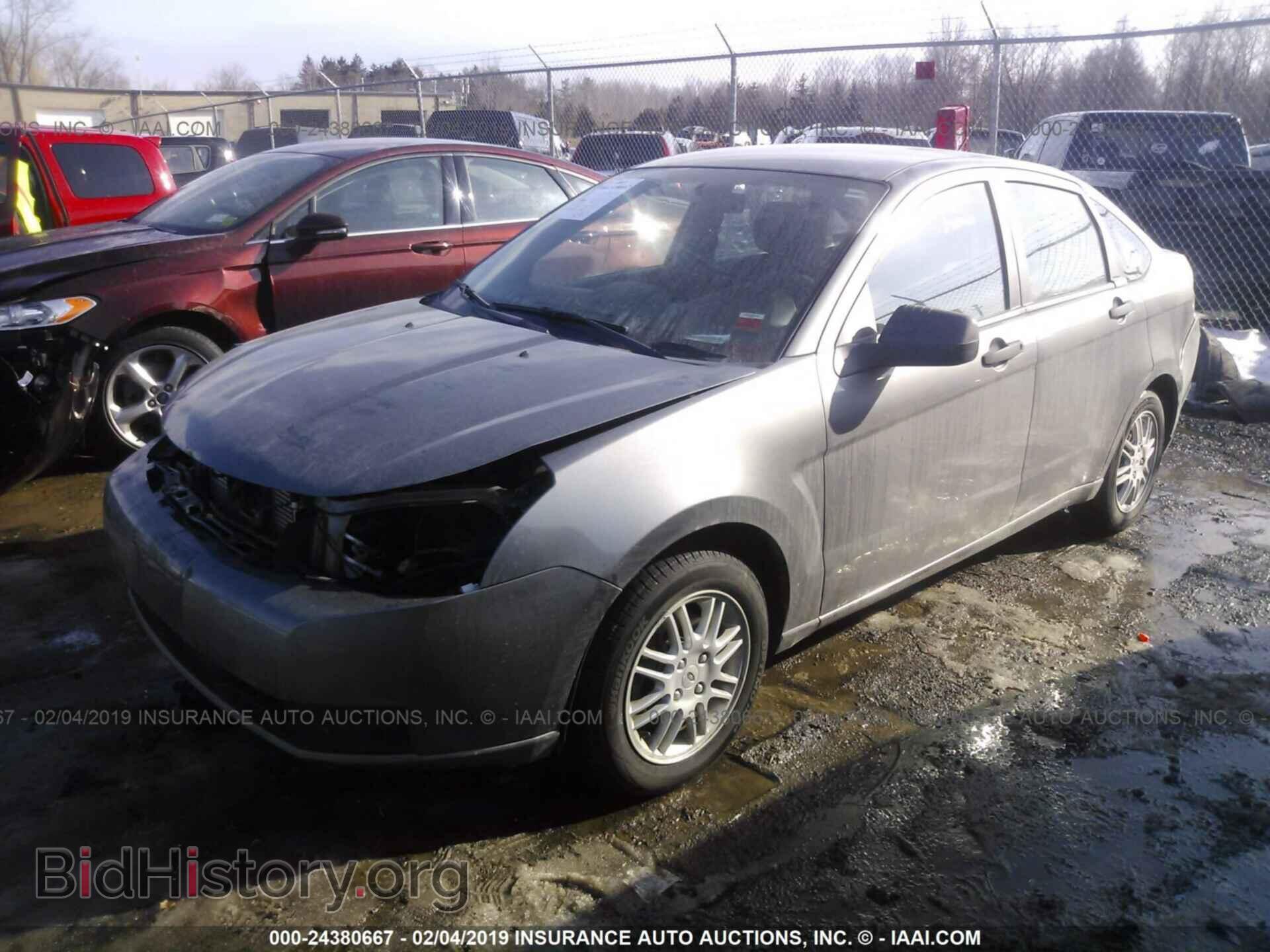 2011 FORD FOCUS - VIN: 1FAHP3FN4BW104788 - Фото 2