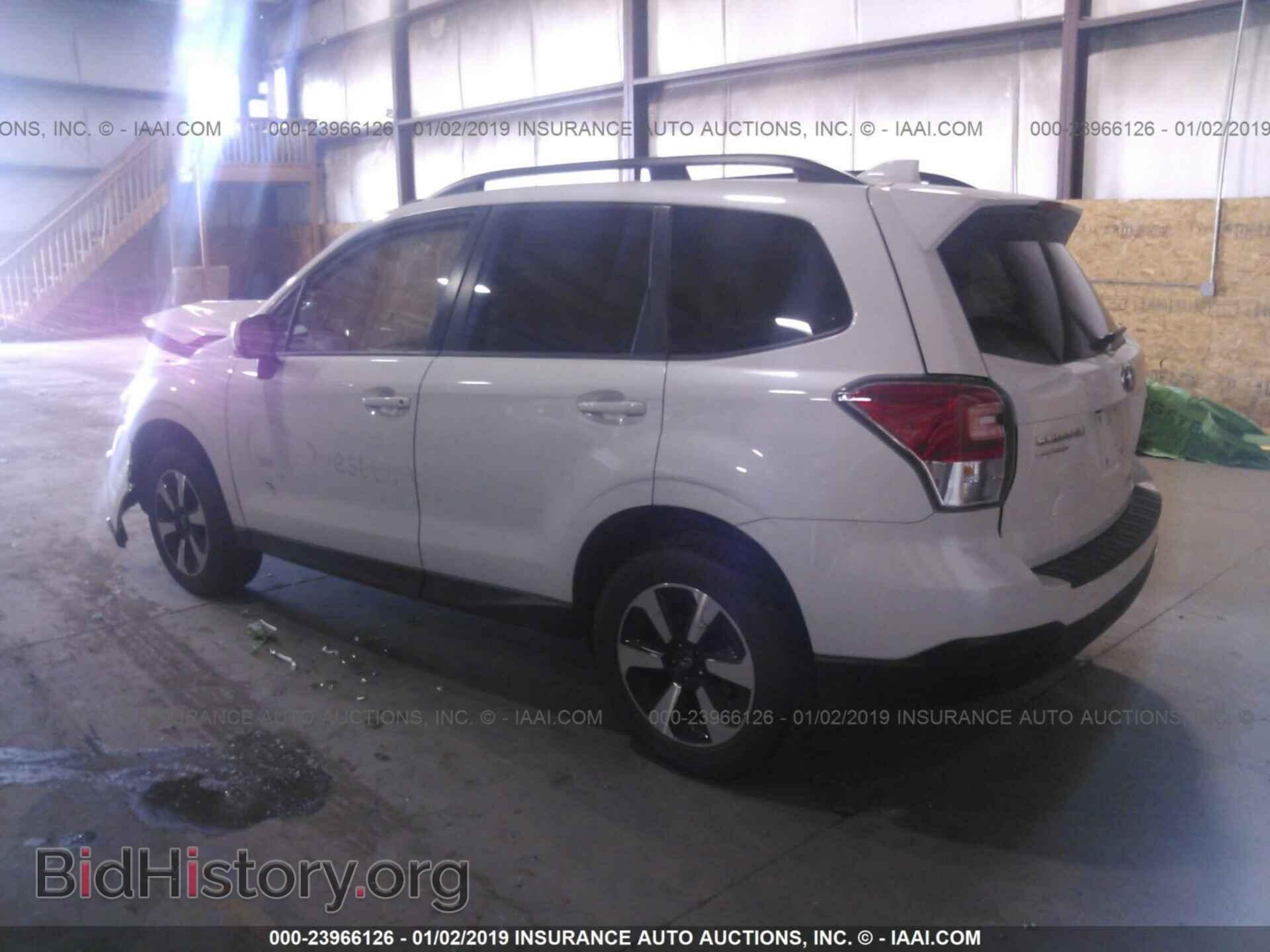 2017 SUBARU FORESTER - VIN: JF2SJAEC9HH530383 - Фото 3