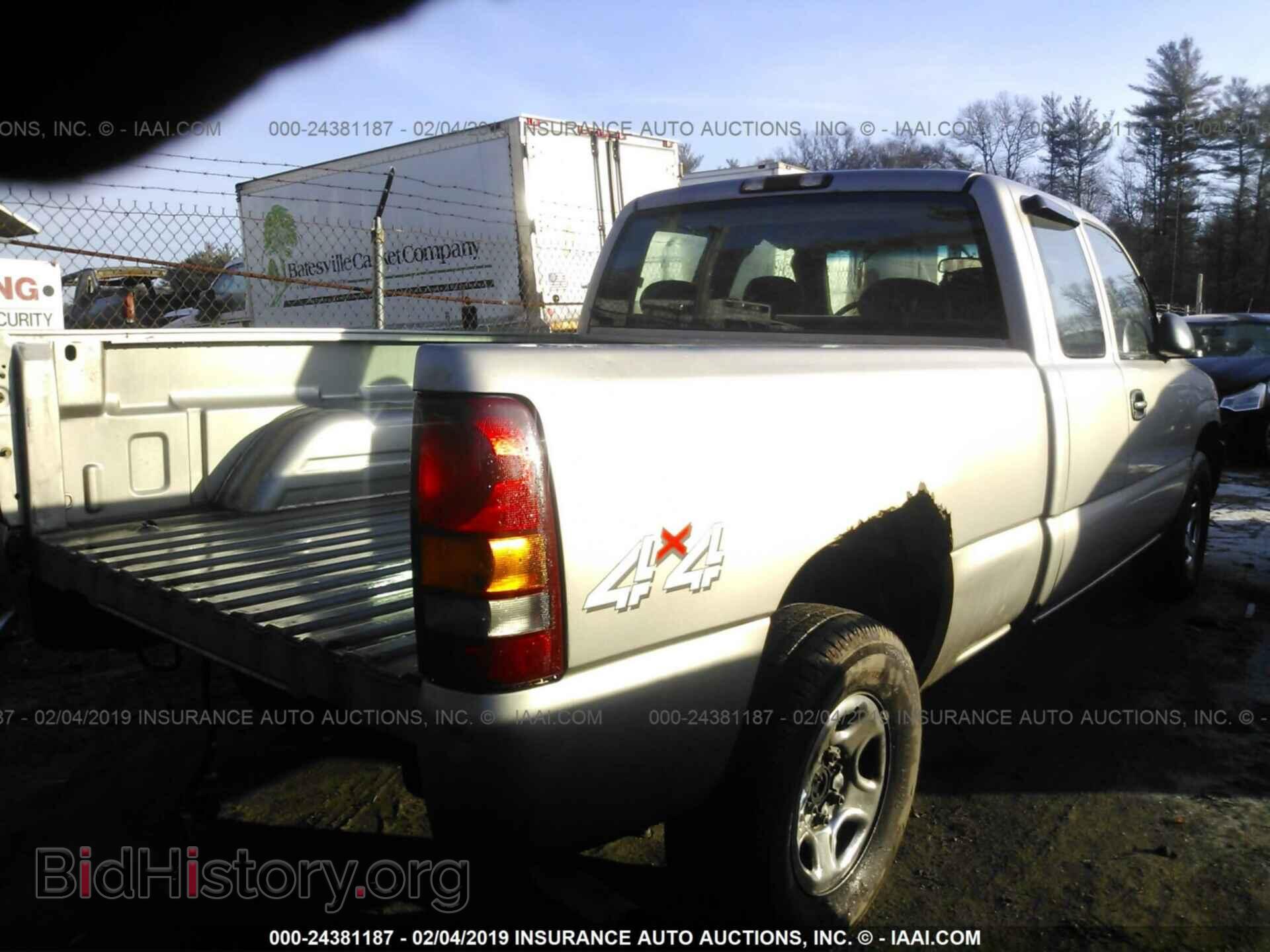 2003 GMC NEW SIERRA - VIN: 2GTEK19V531204693 - Фото 4