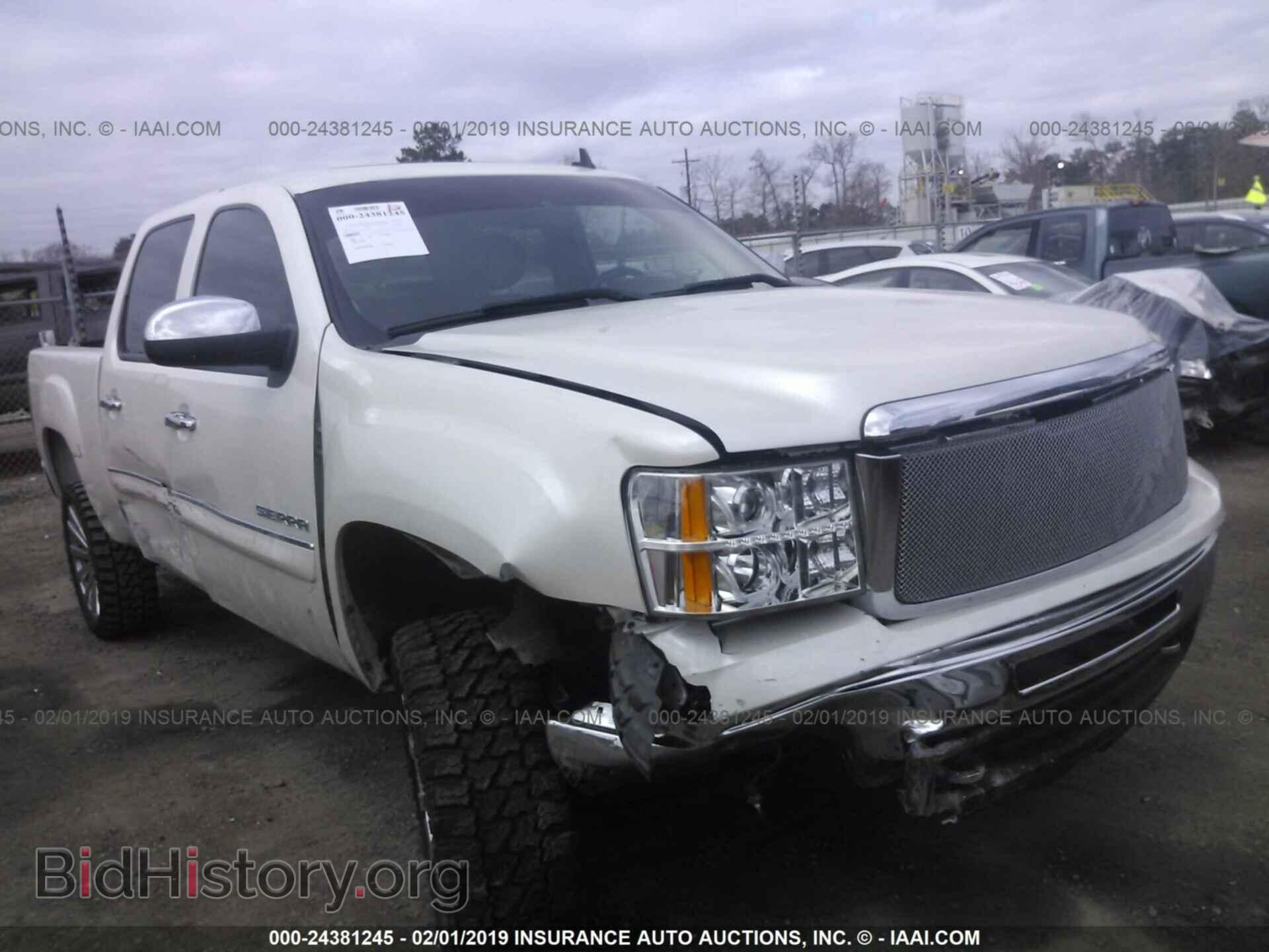 Photo 3GTP1WE08BG229256 - GMC SIERRA 2011