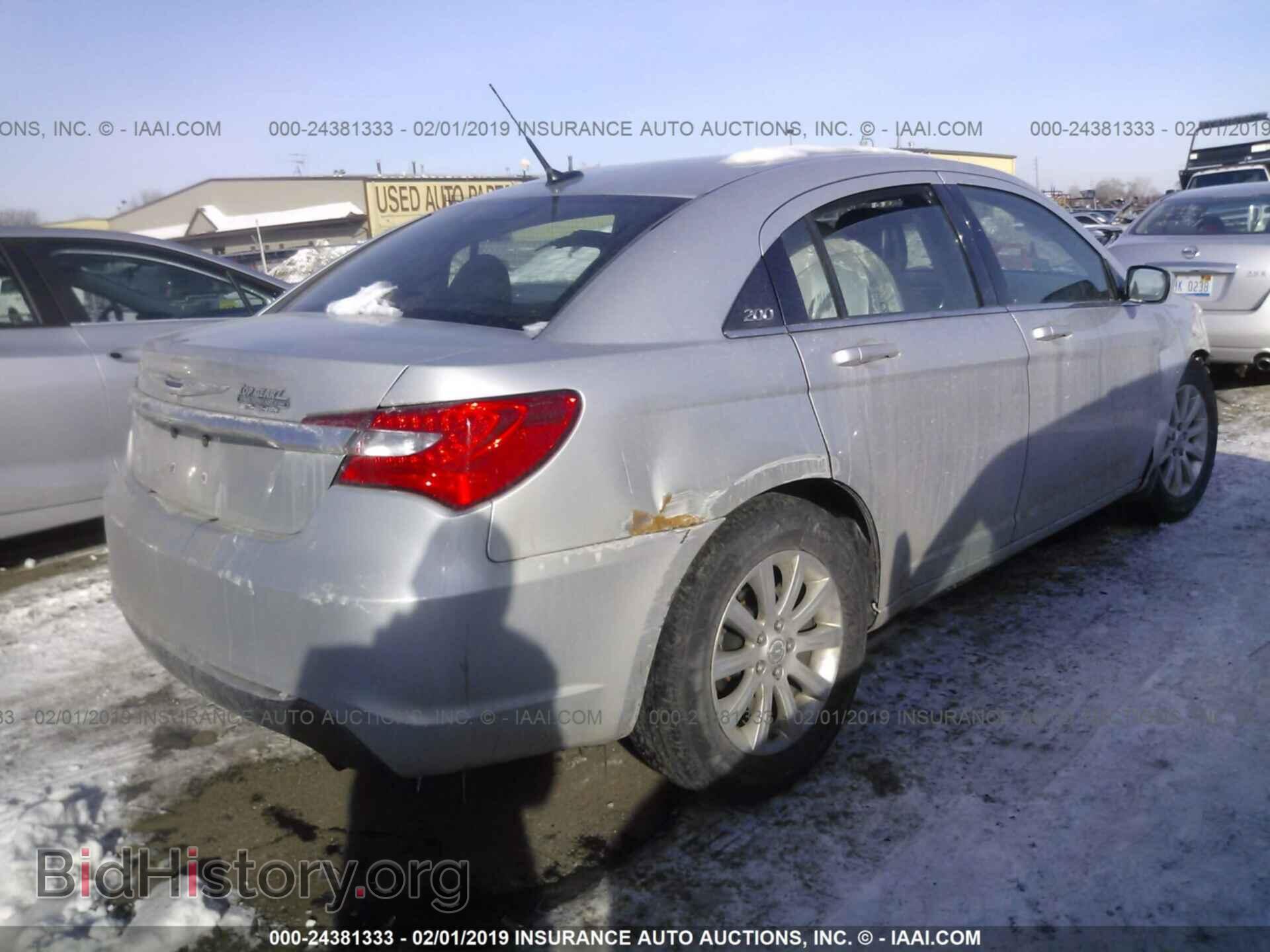 2011 CHRYSLER 200 - VIN: 1C3BC1FB7BN501041 - Фото 4