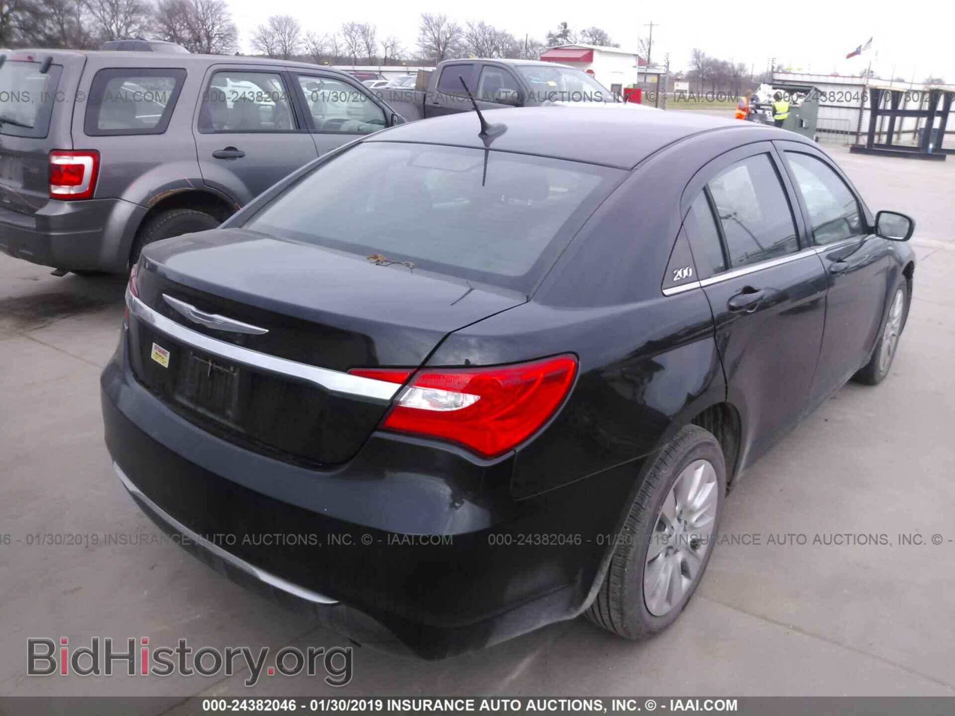 2014 CHRYSLER 200 - VIN: 1C3CCBAB7EN205359 - Фото 4