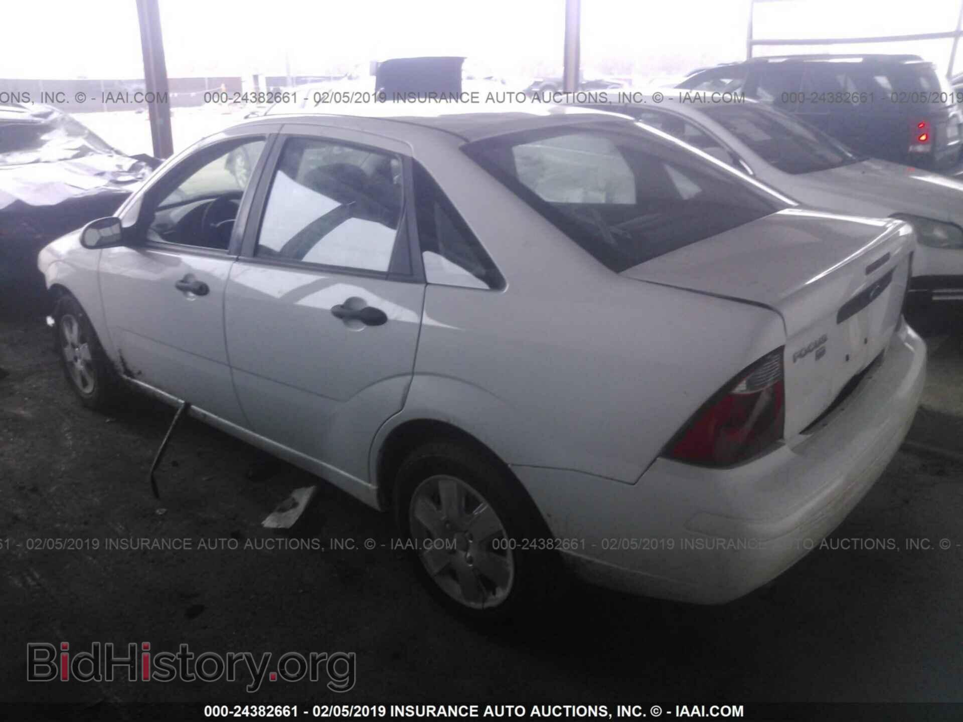 2007 FORD FOCUS - VIN: 1FAHP34N07W320809 - Фото 3