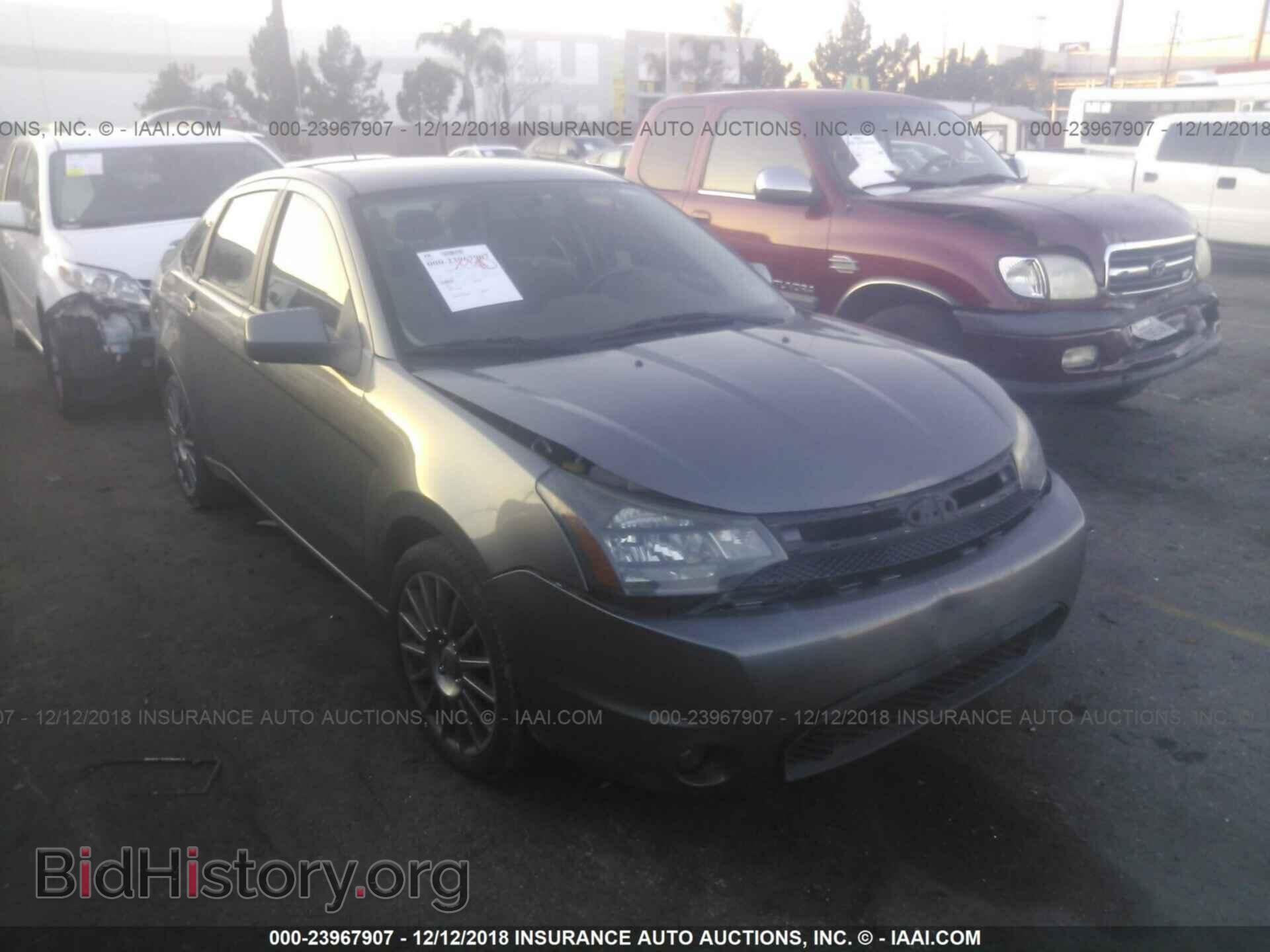 Photo 1FAHP3GN7BW184943 - FORD FOCUS 2011