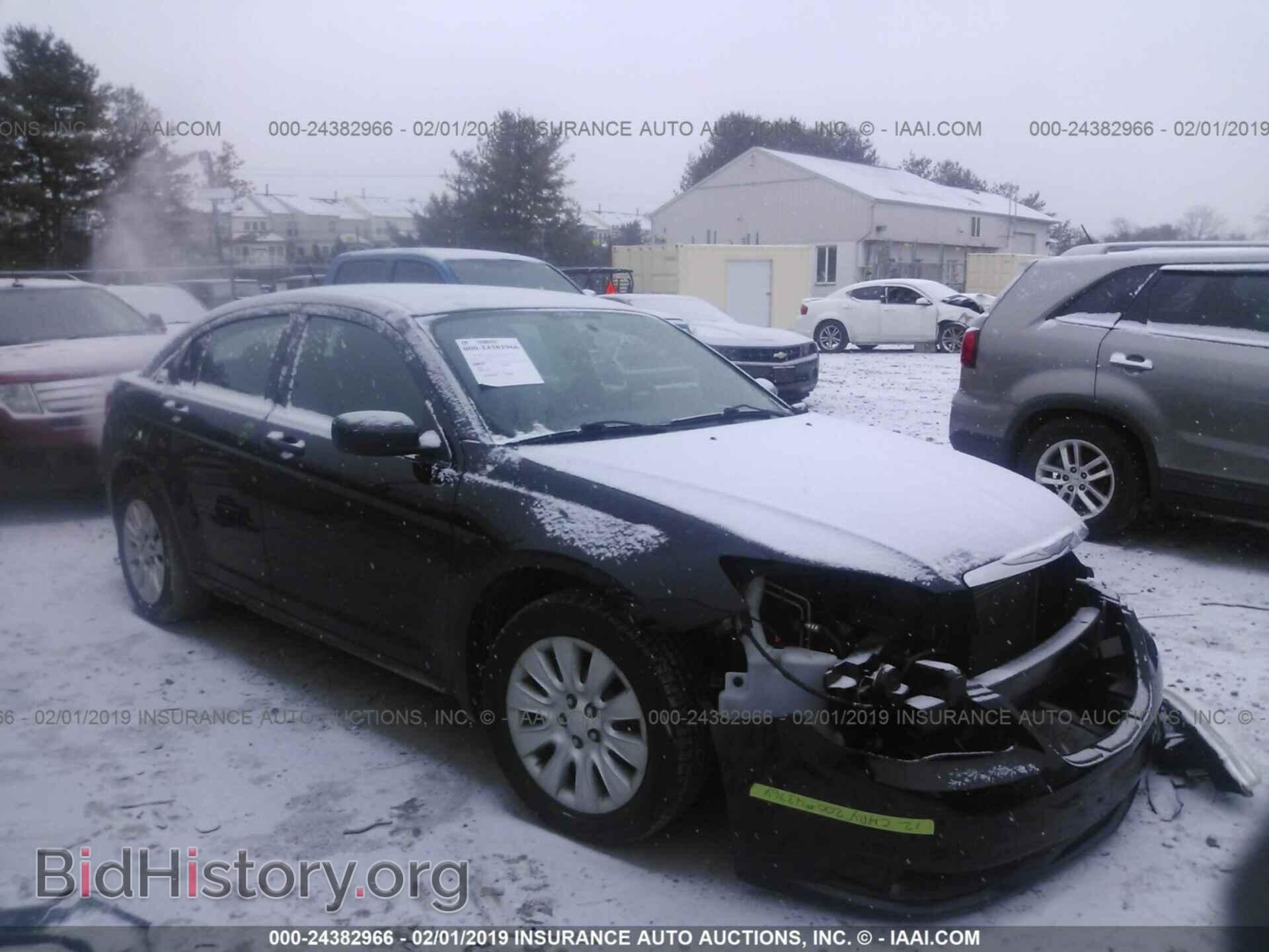 Фотография 1C3CCBAB7CN108904 - CHRYSLER 200 2012