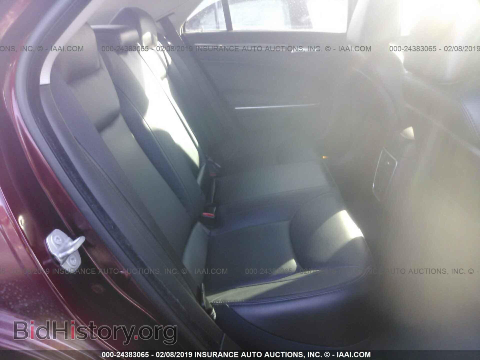 2015 CHRYSLER 300 - VIN: 2C3CCARG5FH884570 - Фото 8