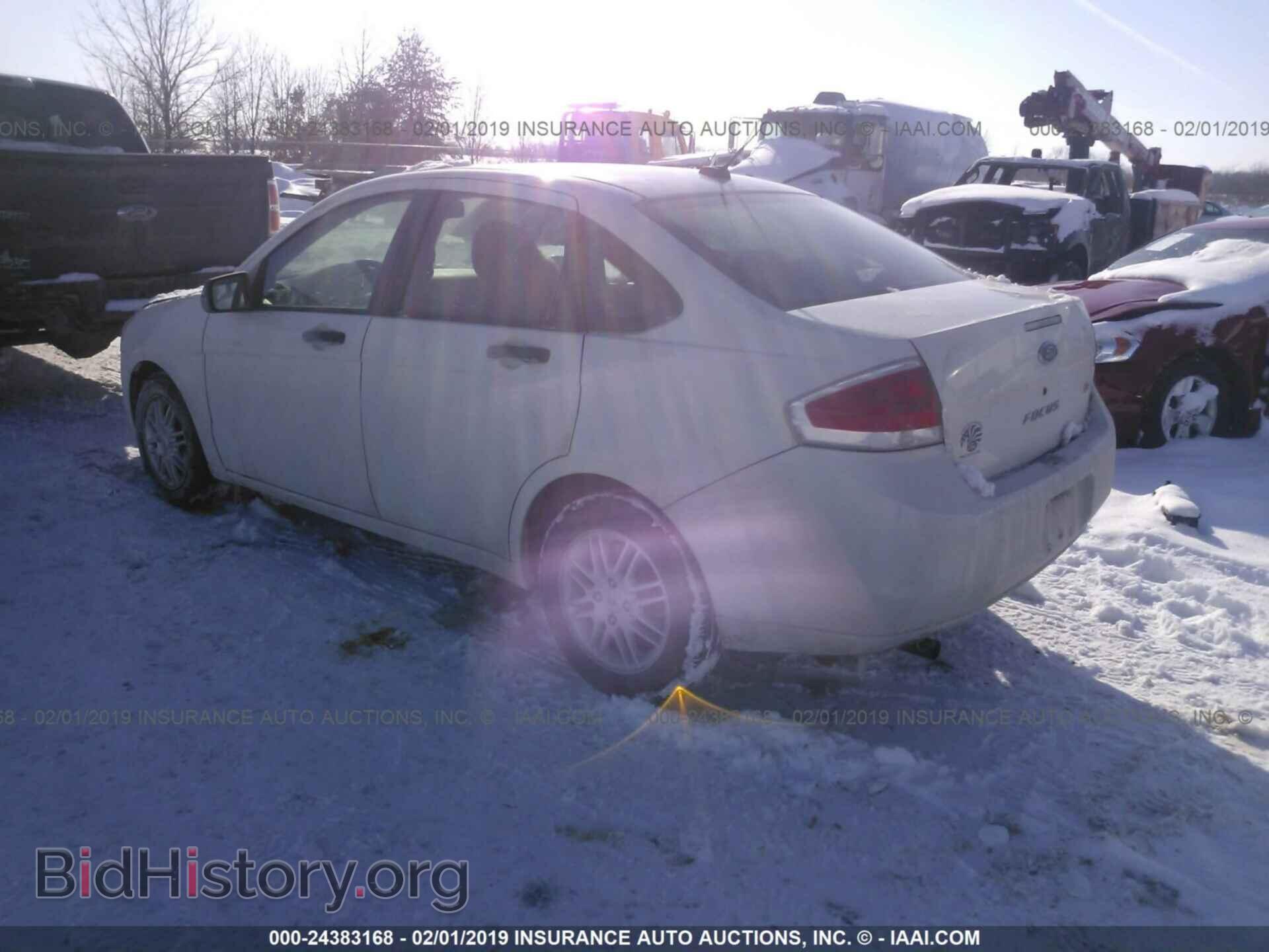 2009 FORD FOCUS - VIN: 1FAHP35N09W166961 - Фото 3