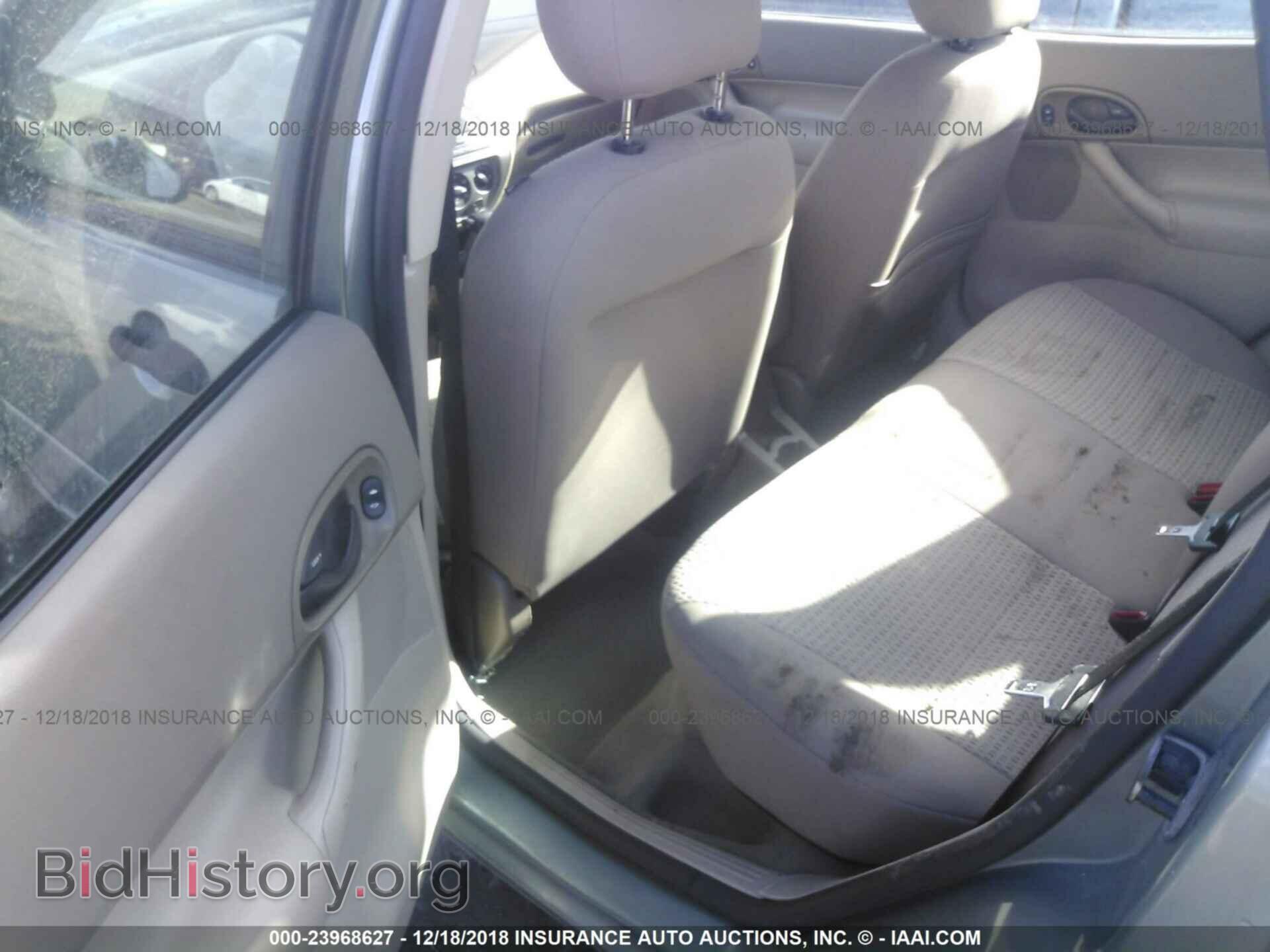 2005 FORD FOCUS - VIN: 1FAHP34N05W151016 - Фото 8