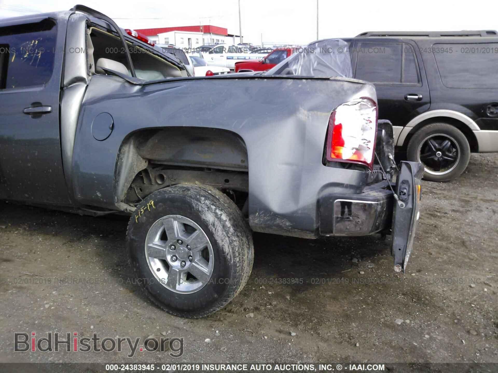 2011 CHEVROLET SILVERADO - VIN: 3GCPKTE31BG293659 - Фото 3
