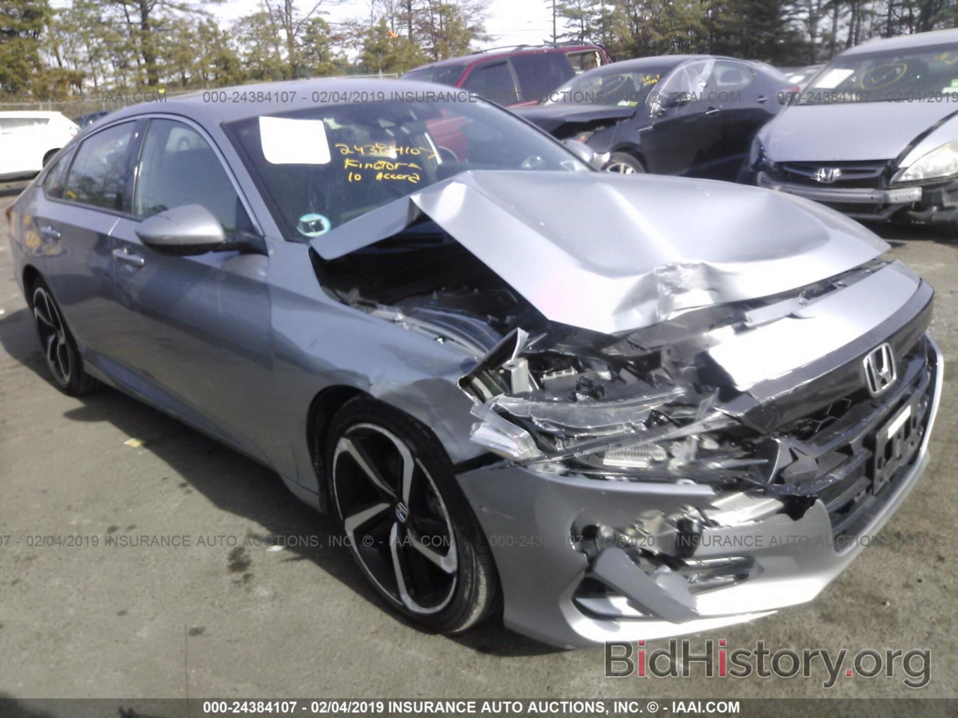 Photo 1HGCV1F32JA034105 - HONDA ACCORD 2018