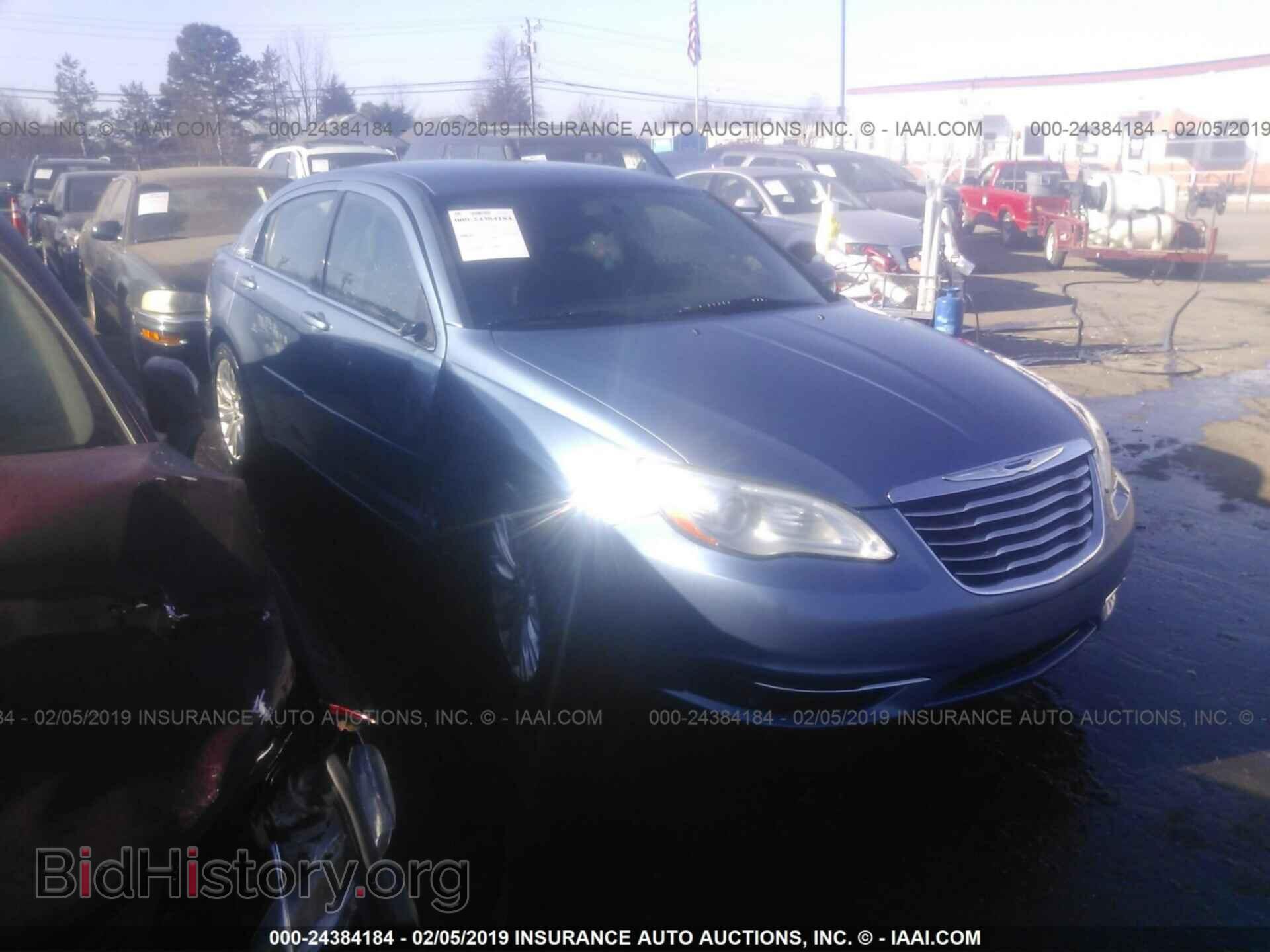 Фотография 1C3BC1FG7BN539283 - CHRYSLER 200 2011