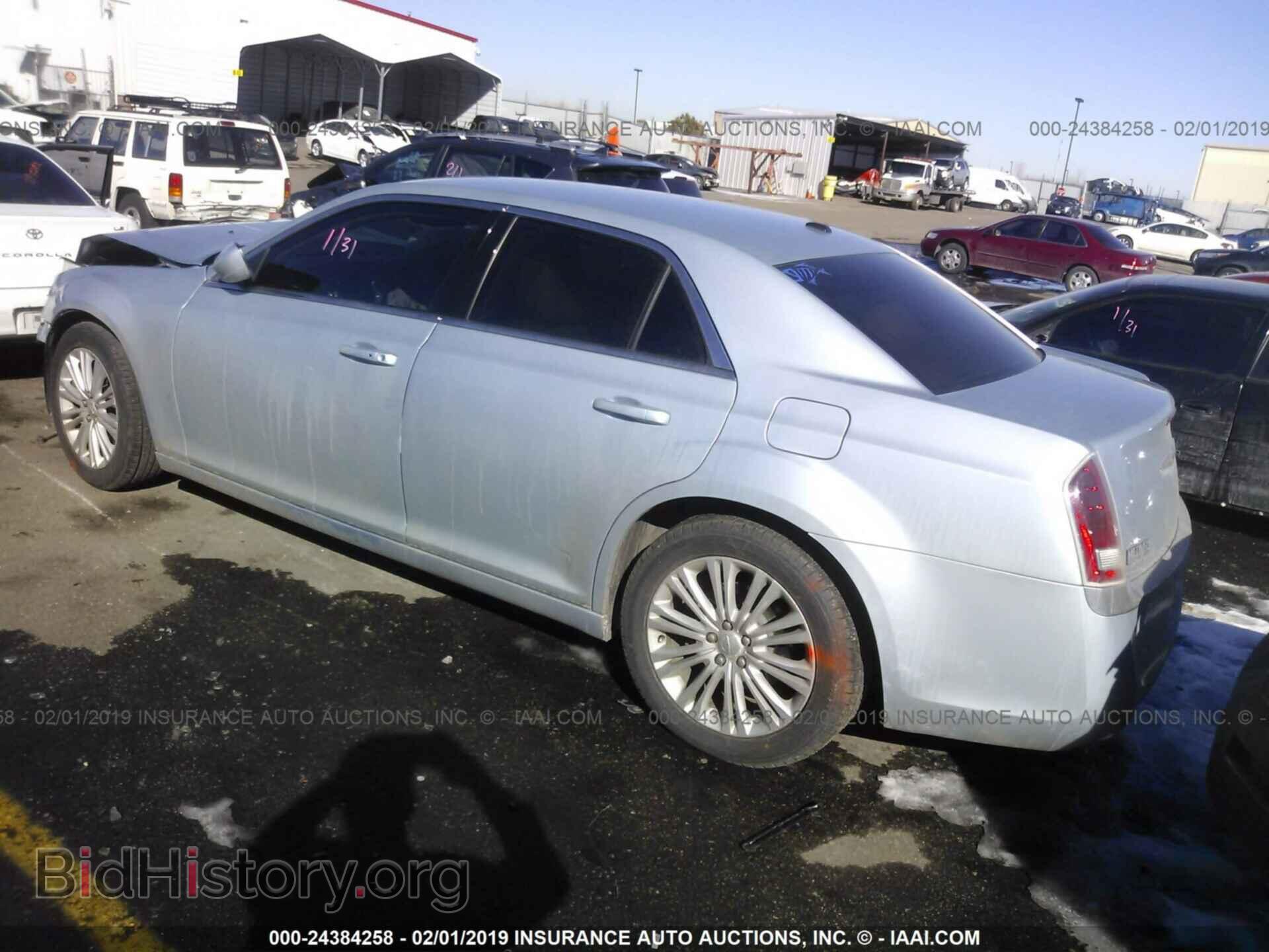 2013 CHRYSLER 300 - VIN: 2C3CCARG7DH659841 - Фото 3