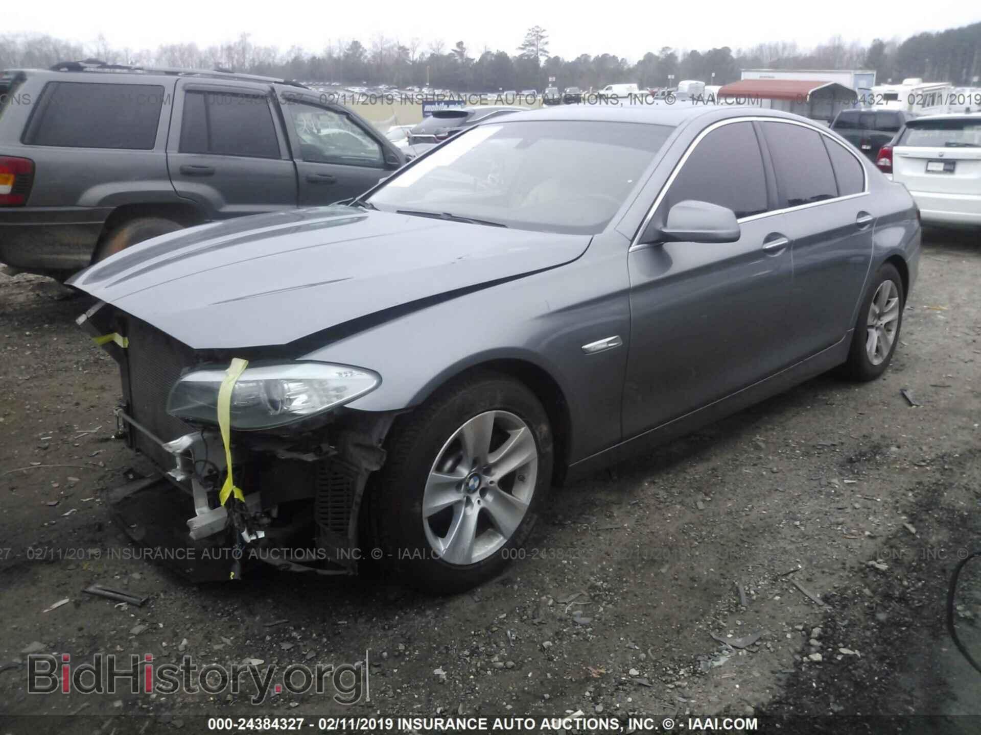 2012 BMW 528 - VIN: WBAXG5C5XCDX04246 - Фото 2