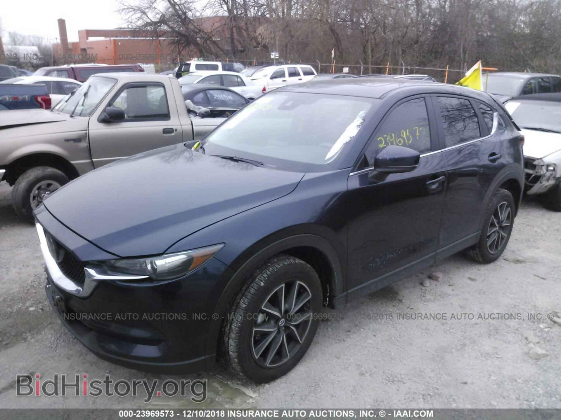 2018 MAZDA CX-5 - VIN: JM3KFBCM2J0357304 - Photo 2