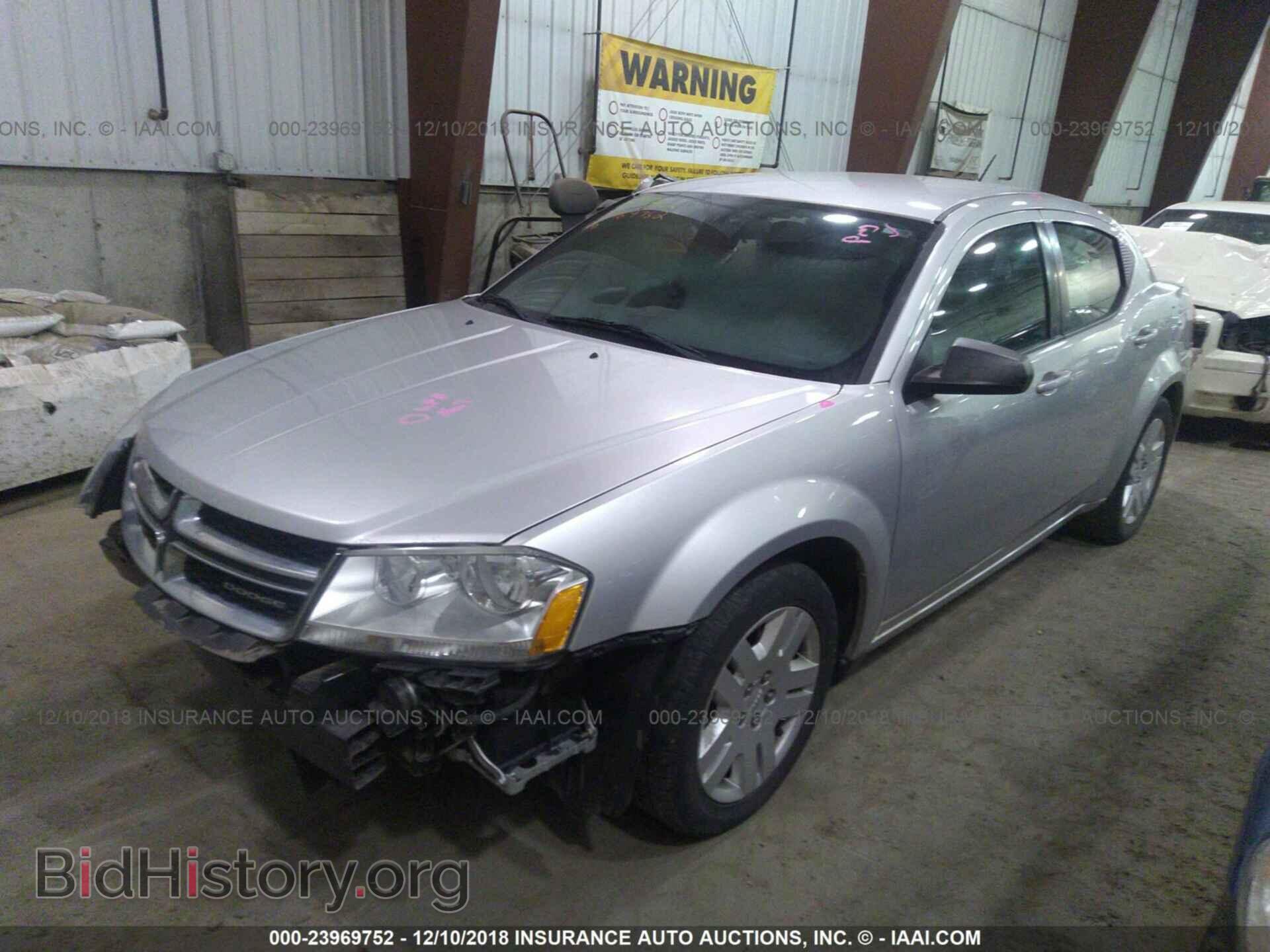 2011 DODGE AVENGER - VIN: 1B3BD4FB7BN551756 - Фото 2