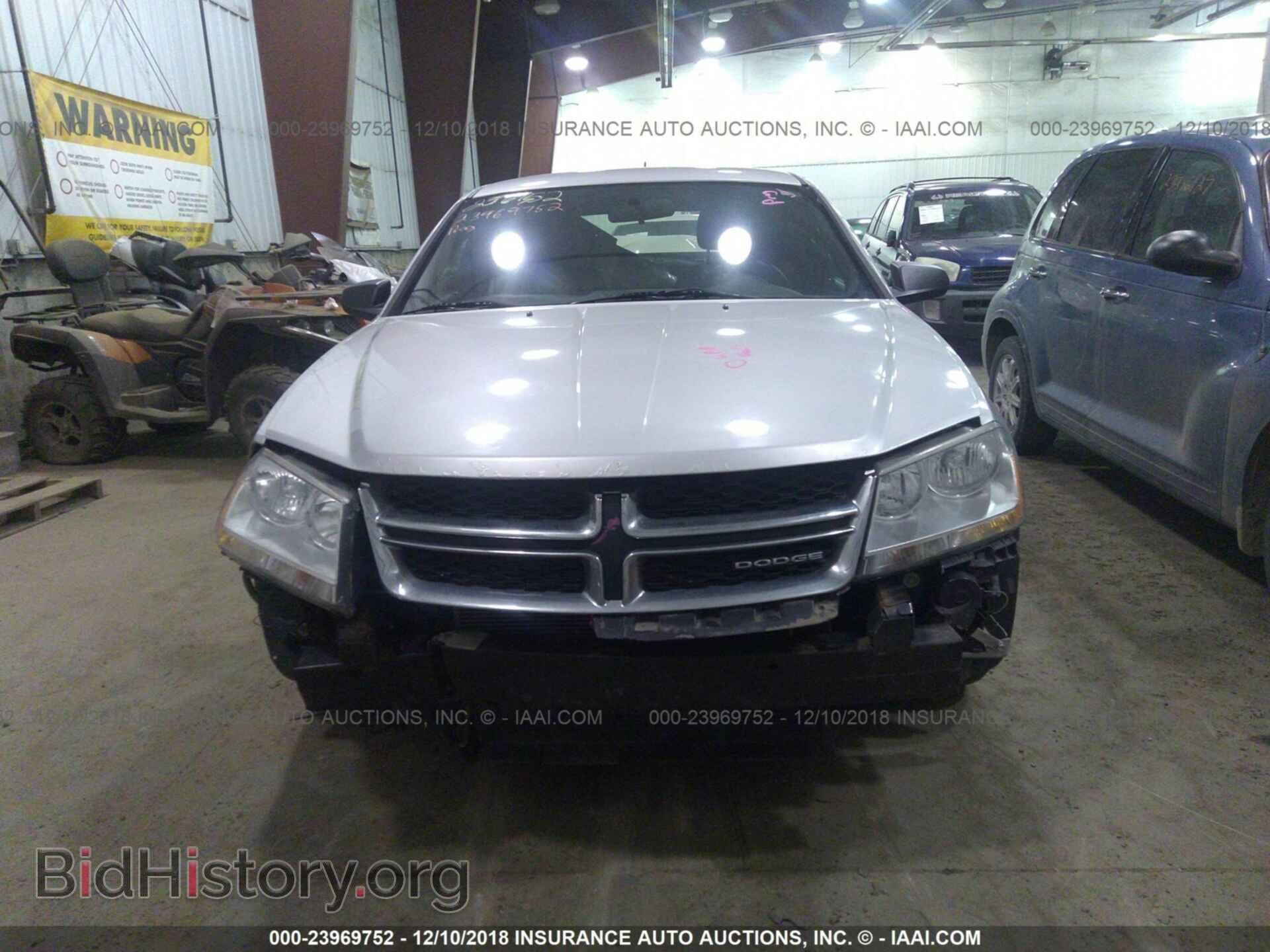 2011 DODGE AVENGER - VIN: 1B3BD4FB7BN551756 - Фото 6