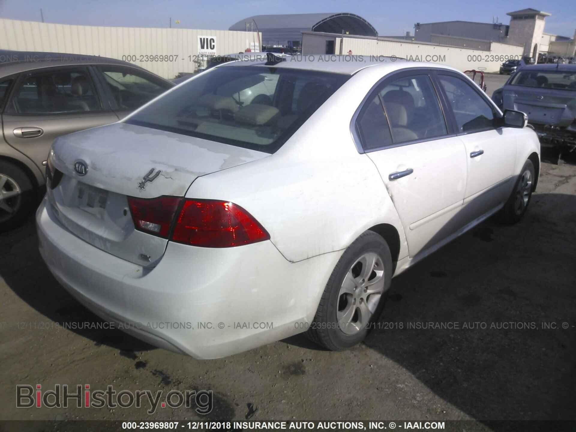2009 KIA OPTIMA - VIN: KNAGE228695290966 - Фото 4