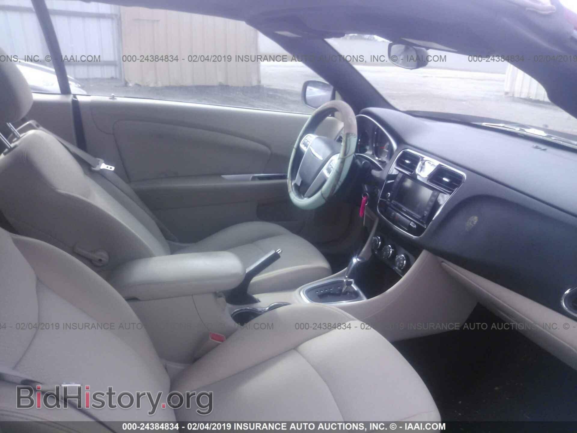 2011 CHRYSLER 200 - VIN: 1C3BC2EG9BN530303 - Фото 5