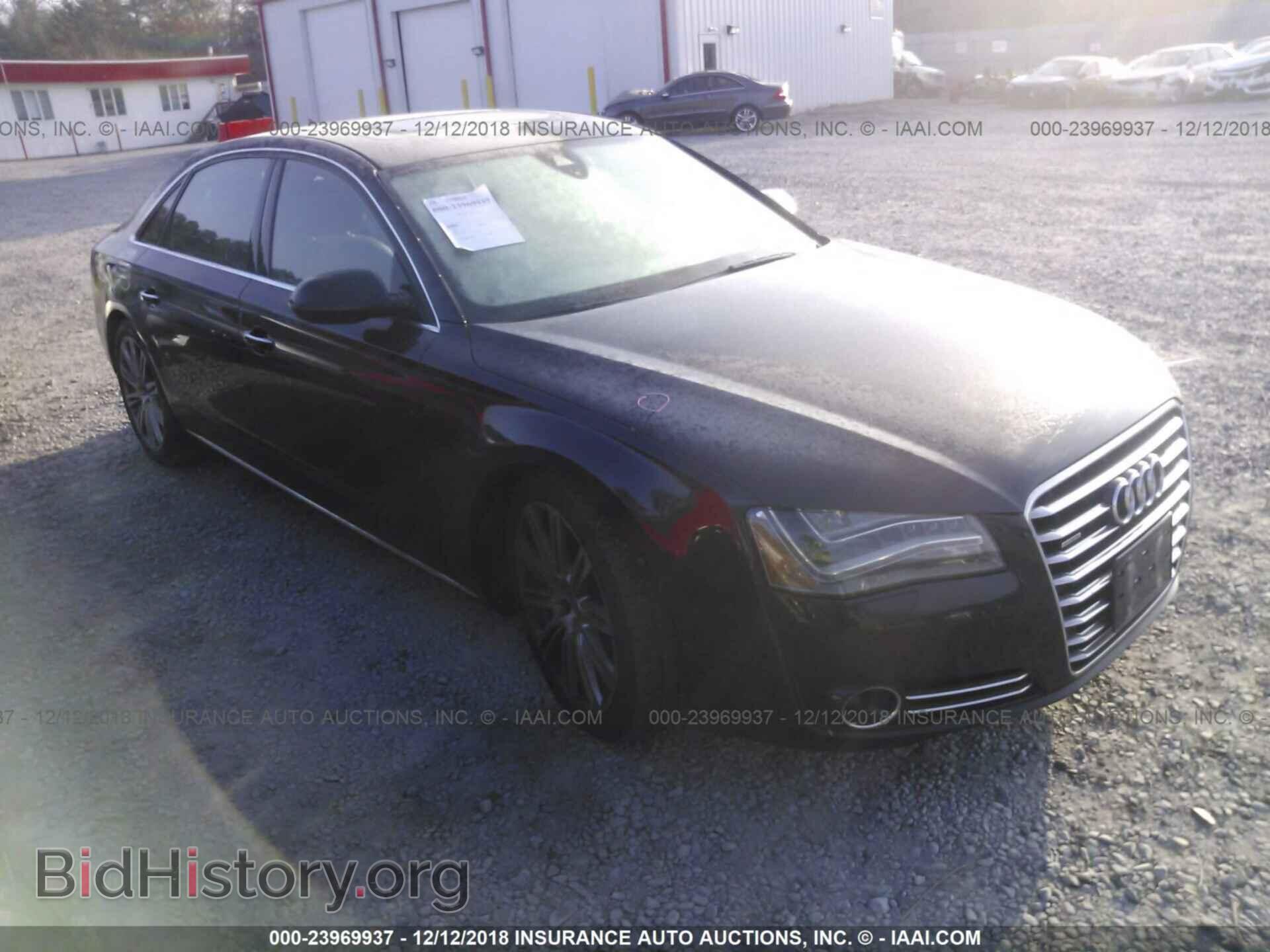 Photo WAURVAFD4BN018996 - AUDI A8 2011