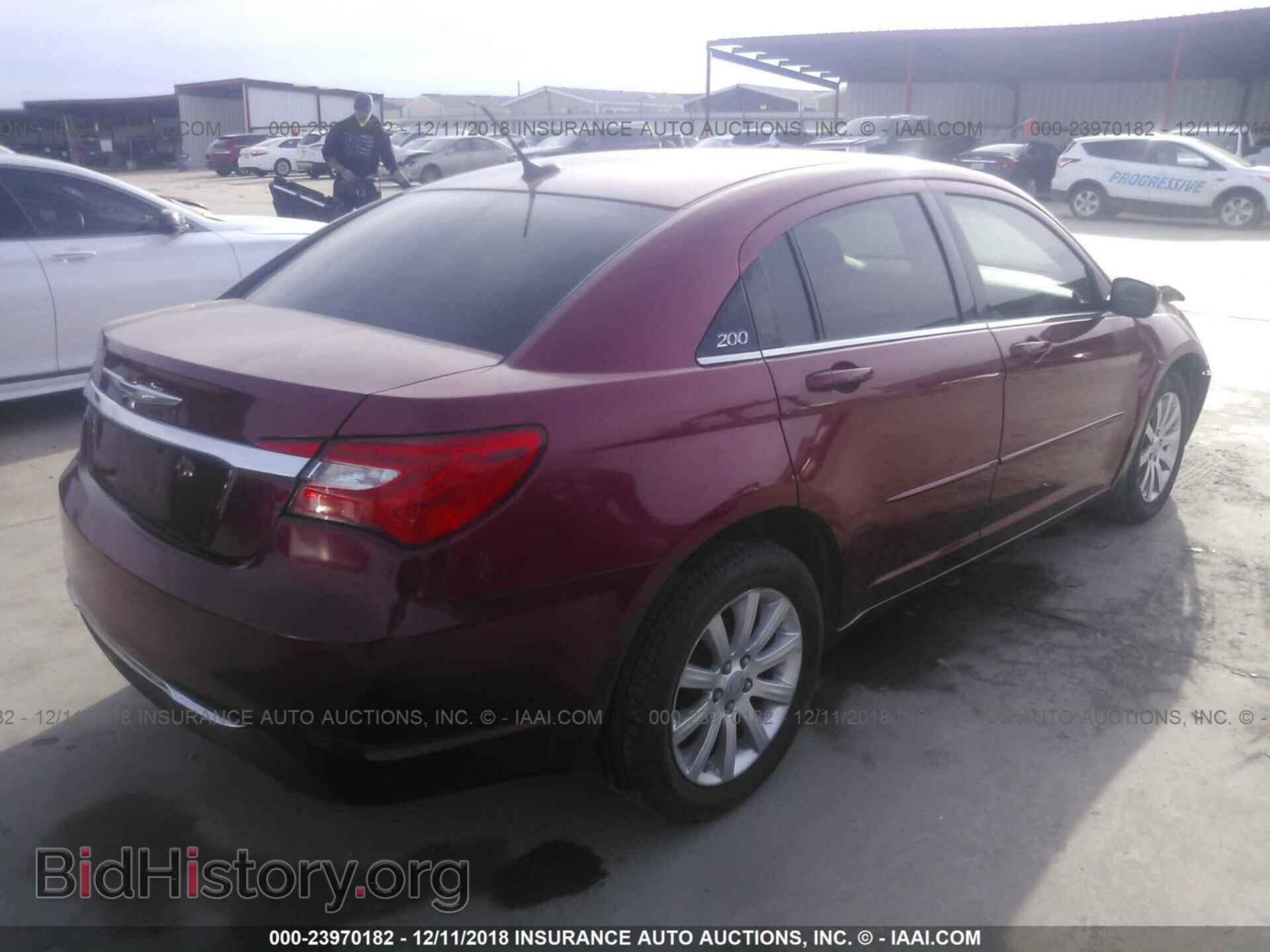 2013 CHRYSLER 200 - VIN: 1C3CCBBG2DN678708 - Фото 4