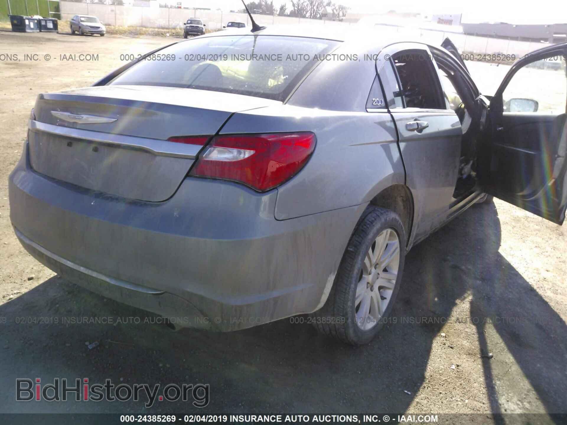 2012 CHRYSLER 200 - VIN: 1C3CCBBG5CN236875 - Фото 4