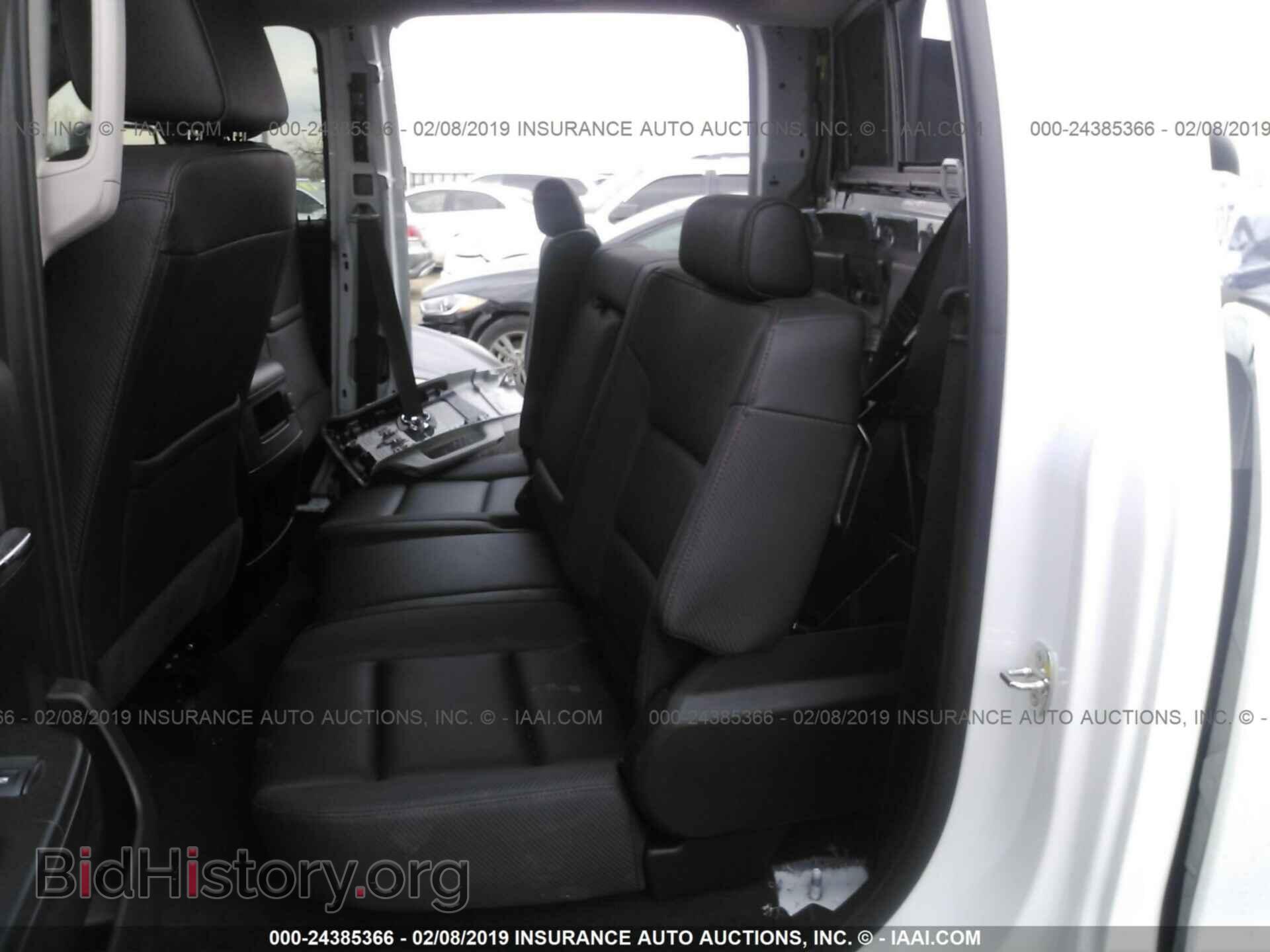 2018 GMC SIERRA - VIN: 1GT12TEG1JF264168 - Фото 8