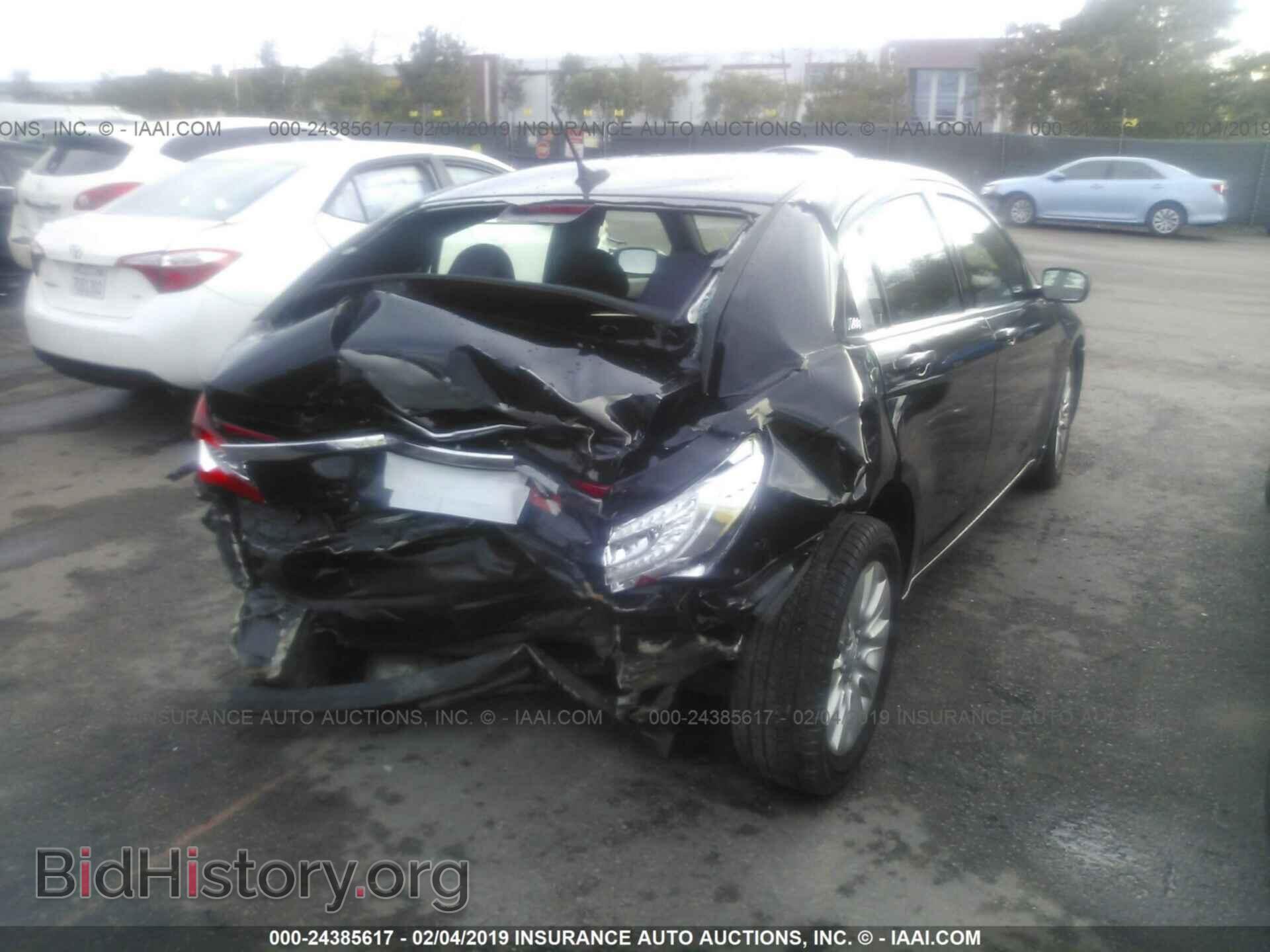 2012 CHRYSLER 200 - VIN: 1C3CCBAB0CN222601 - Фото 4