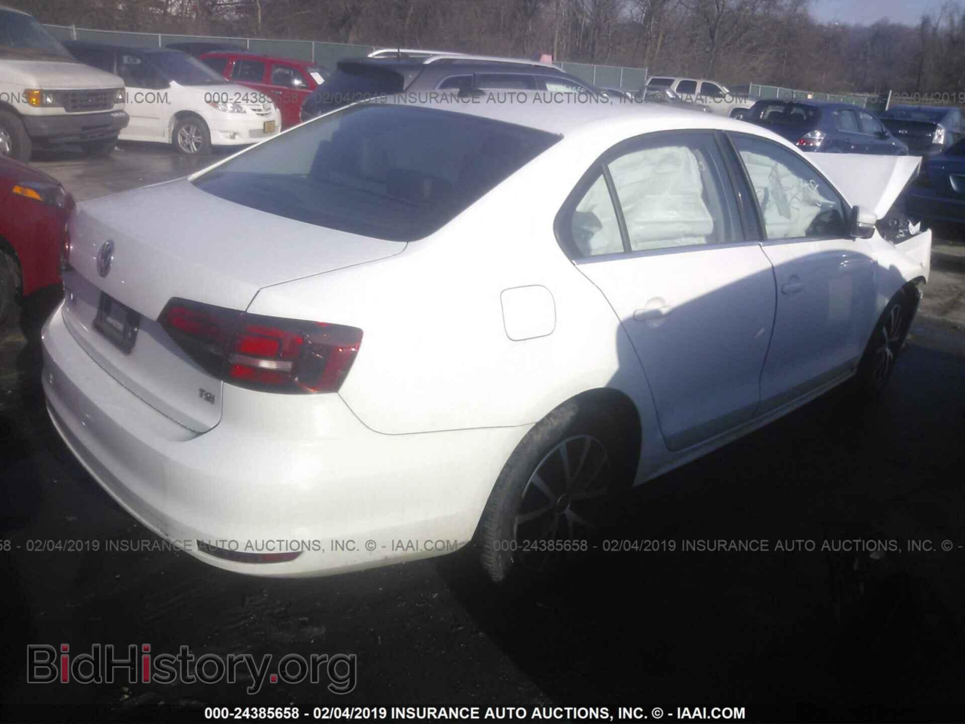 2017 VOLKSWAGEN JETTA - VIN: 3VWDB7AJ7HM202724 - Фото 4