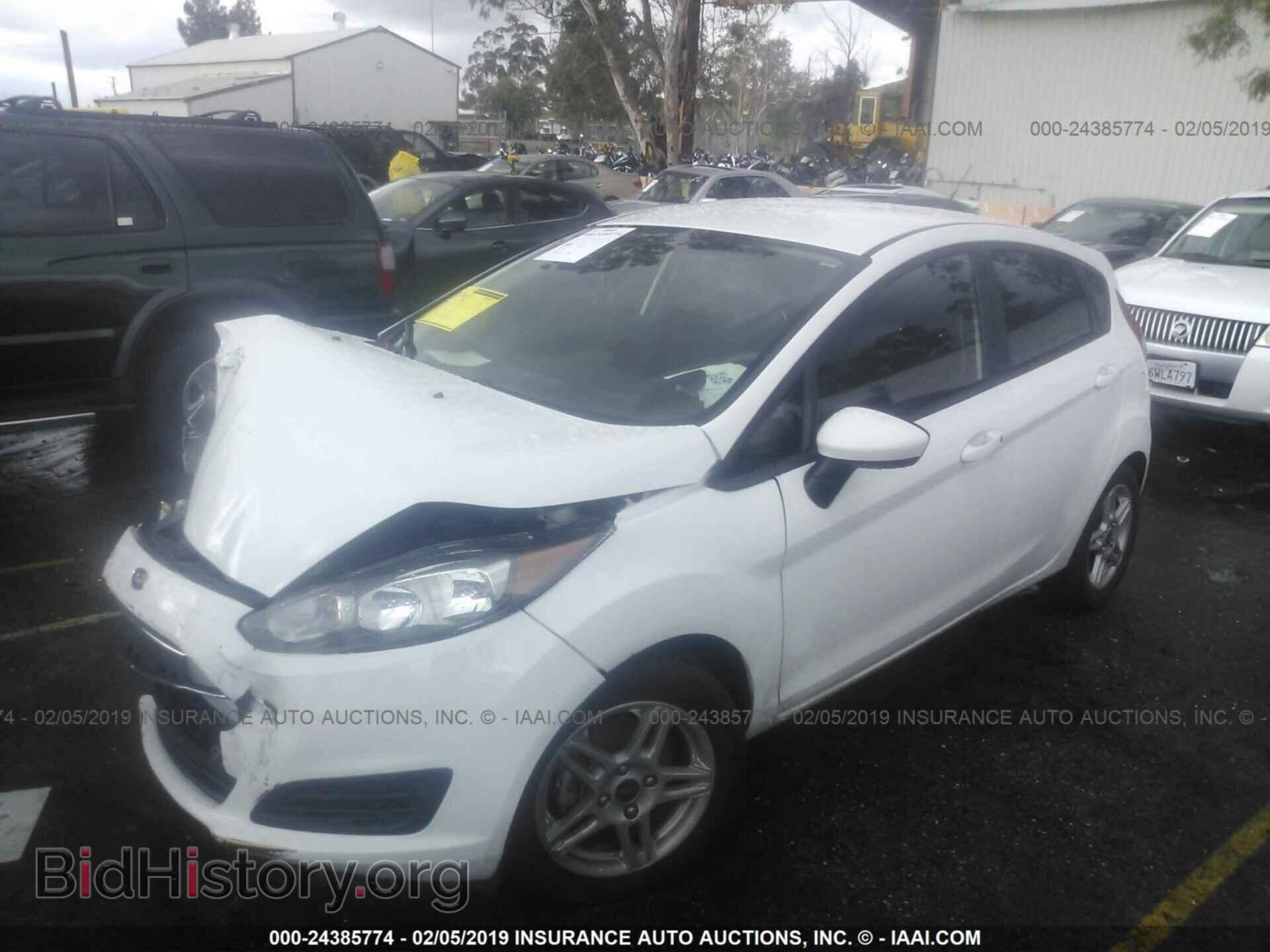 2017 FORD FIESTA - VIN: 3FADP4EJ5HM128805 - Photo 2