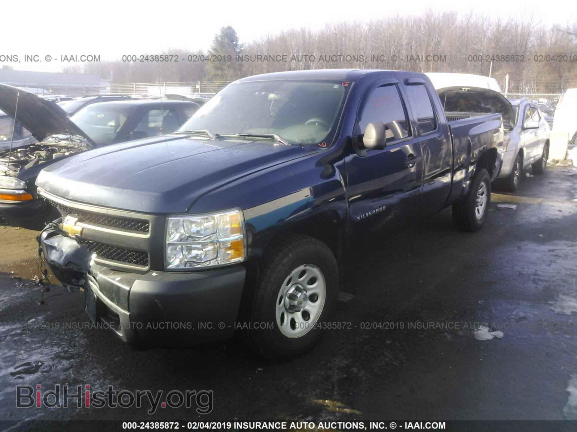 2011 CHEVROLET SILVERADO - VIN: 1GCRCPEX0BZ174792 - Фото 2