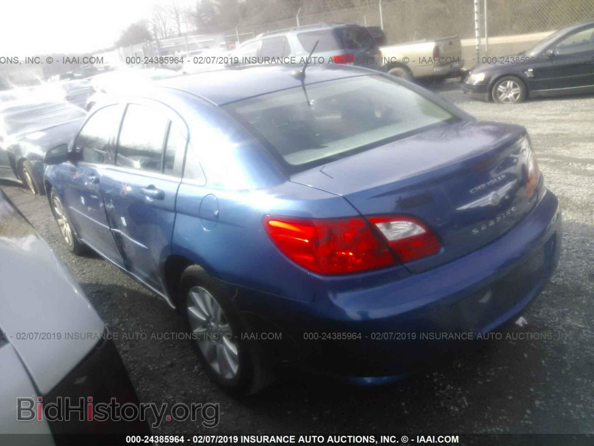 2010 CHRYSLER SEBRING - VIN: 1C3CC5FB4AN146856 - Фото 3