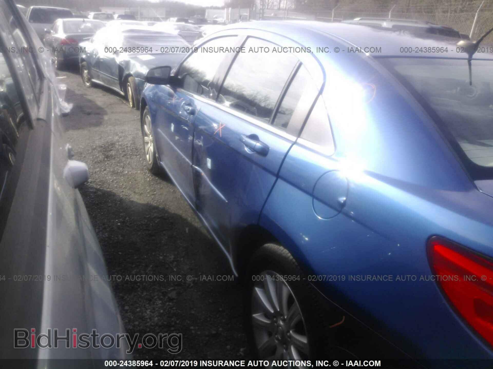 2010 CHRYSLER SEBRING - VIN: 1C3CC5FB4AN146856 - Фото 6