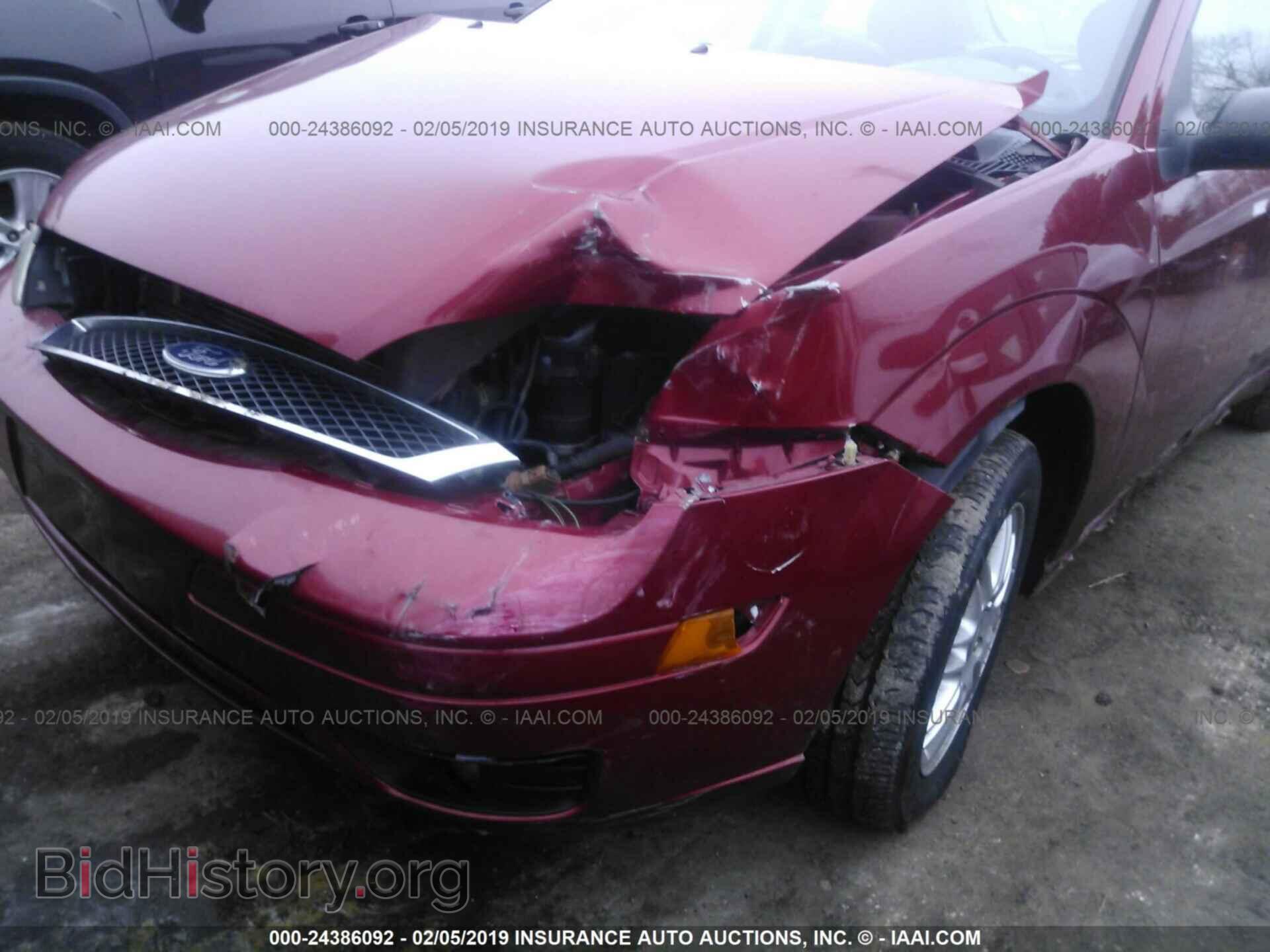 2005 FORD FOCUS - VIN: 1FAFP34N45W106975 - Photo 6